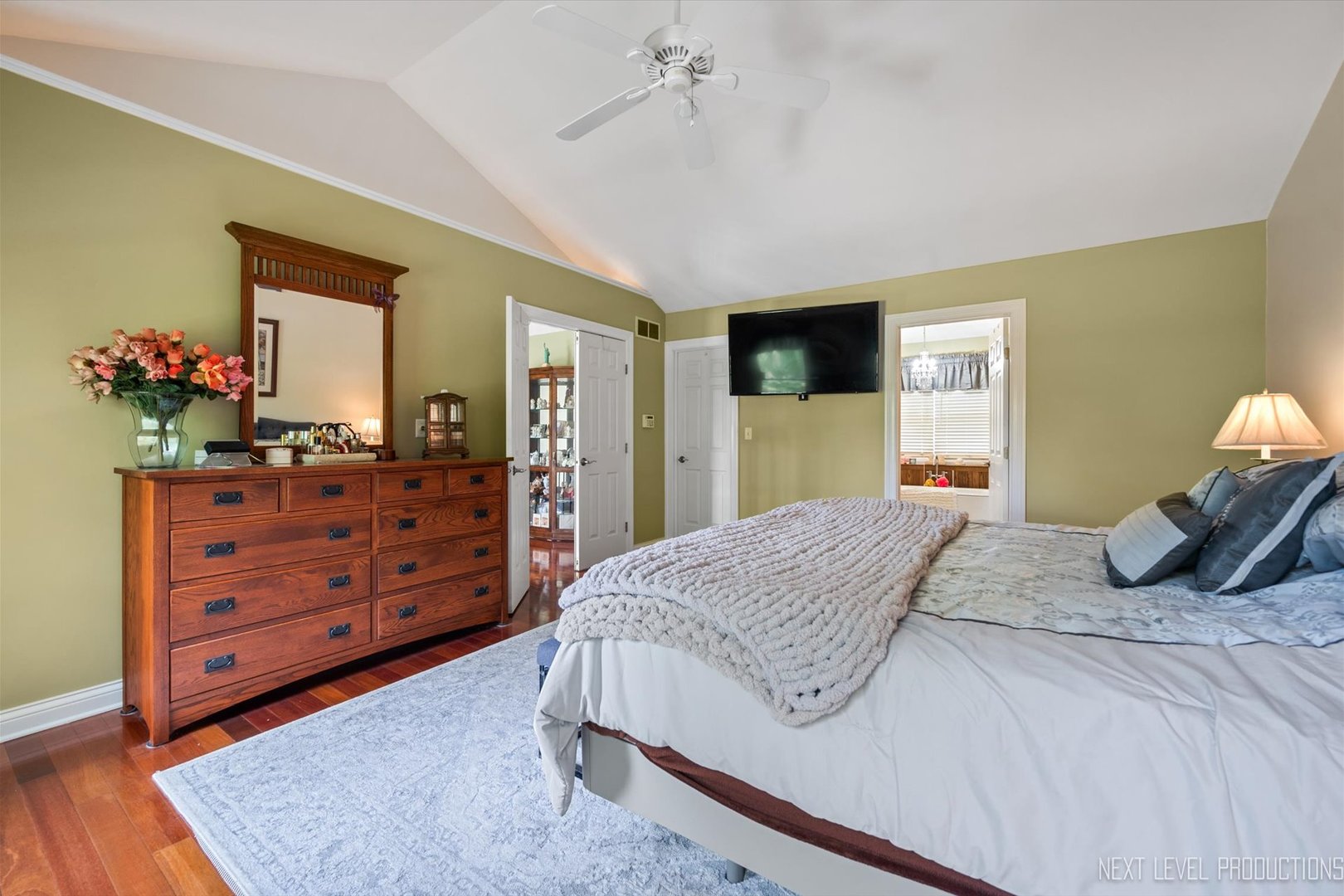 39W683 Carl Sandburg Road
