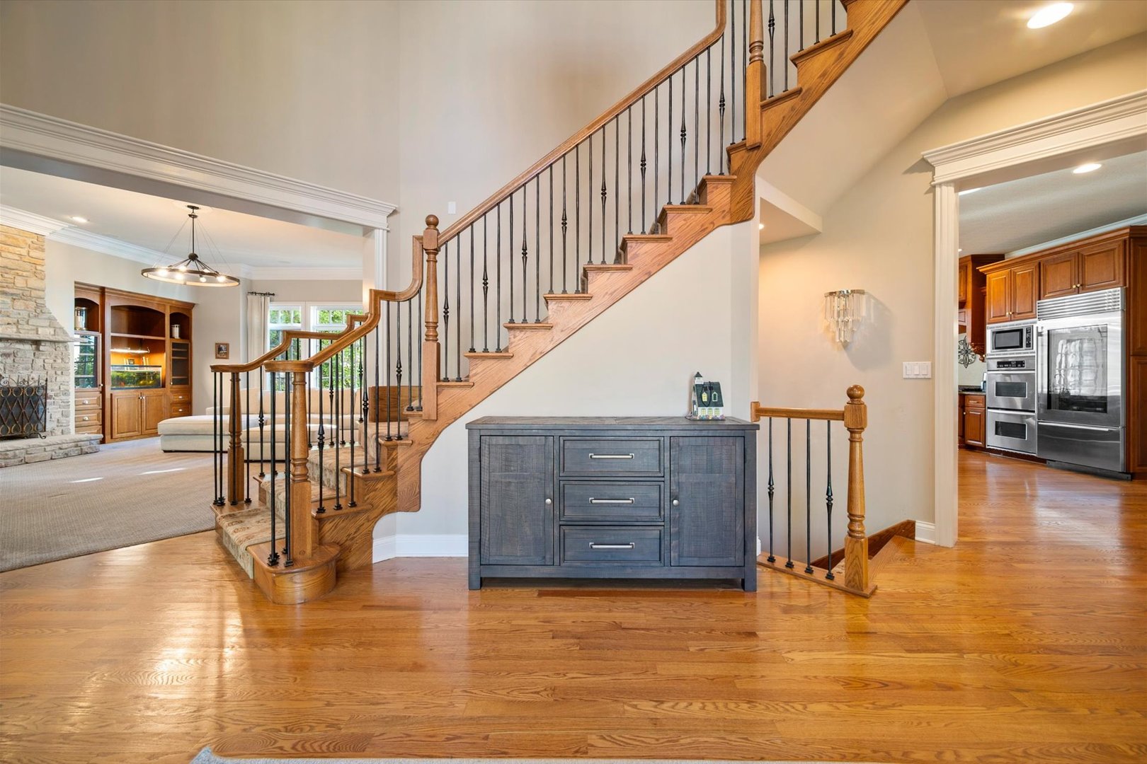 39W821 S Hathaway Lane