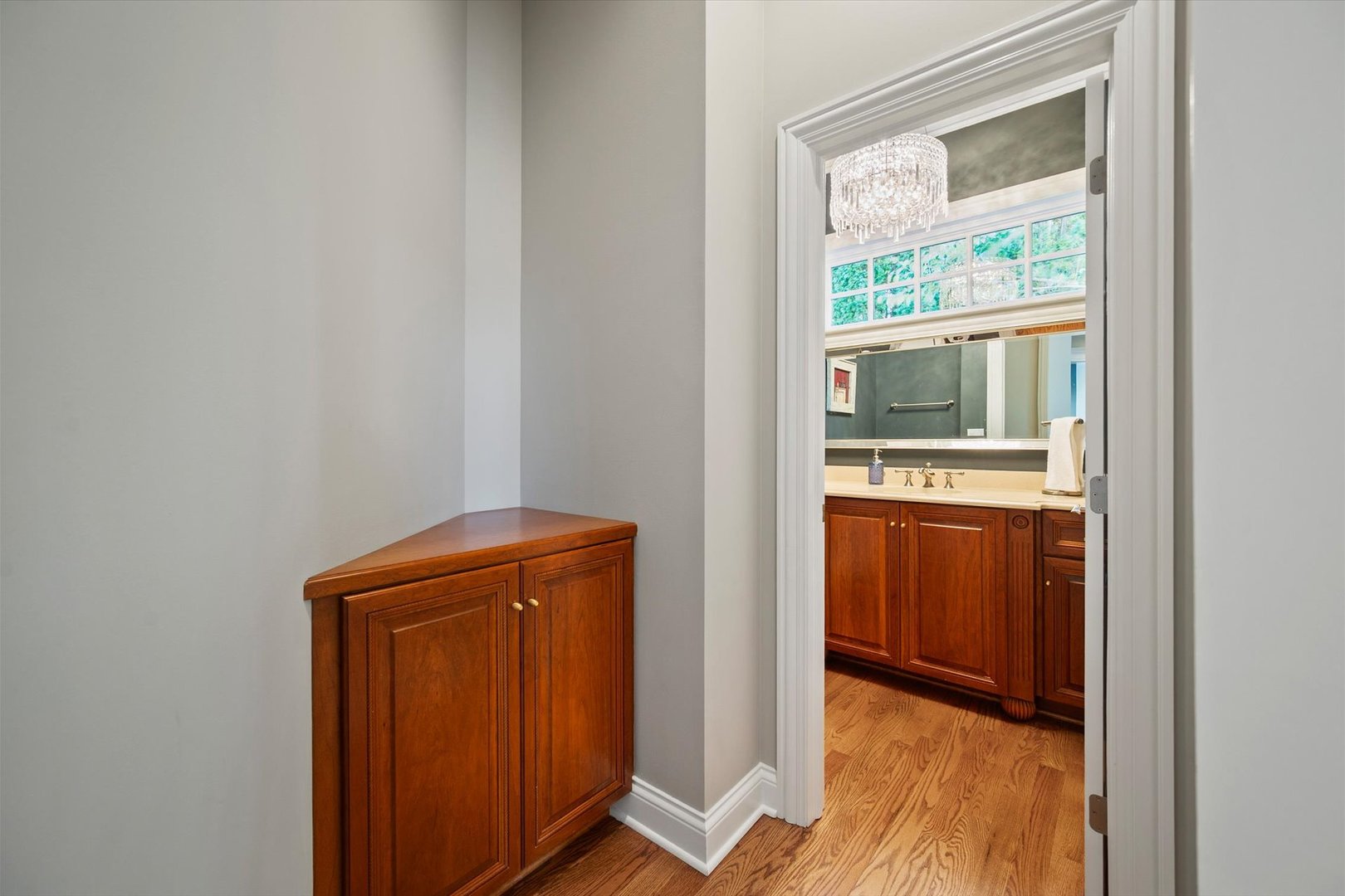 39W821 S Hathaway Lane