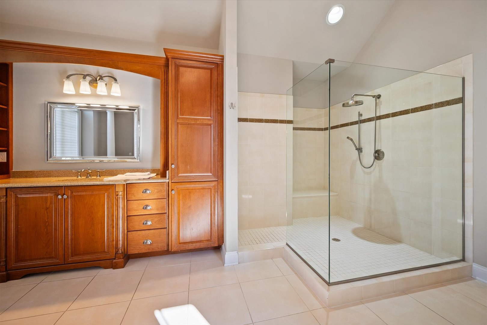 39W821 S Hathaway Lane