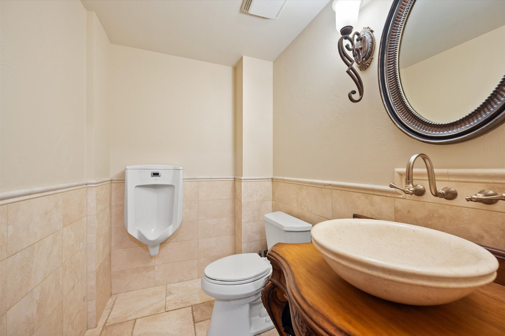 39W821 S Hathaway Lane