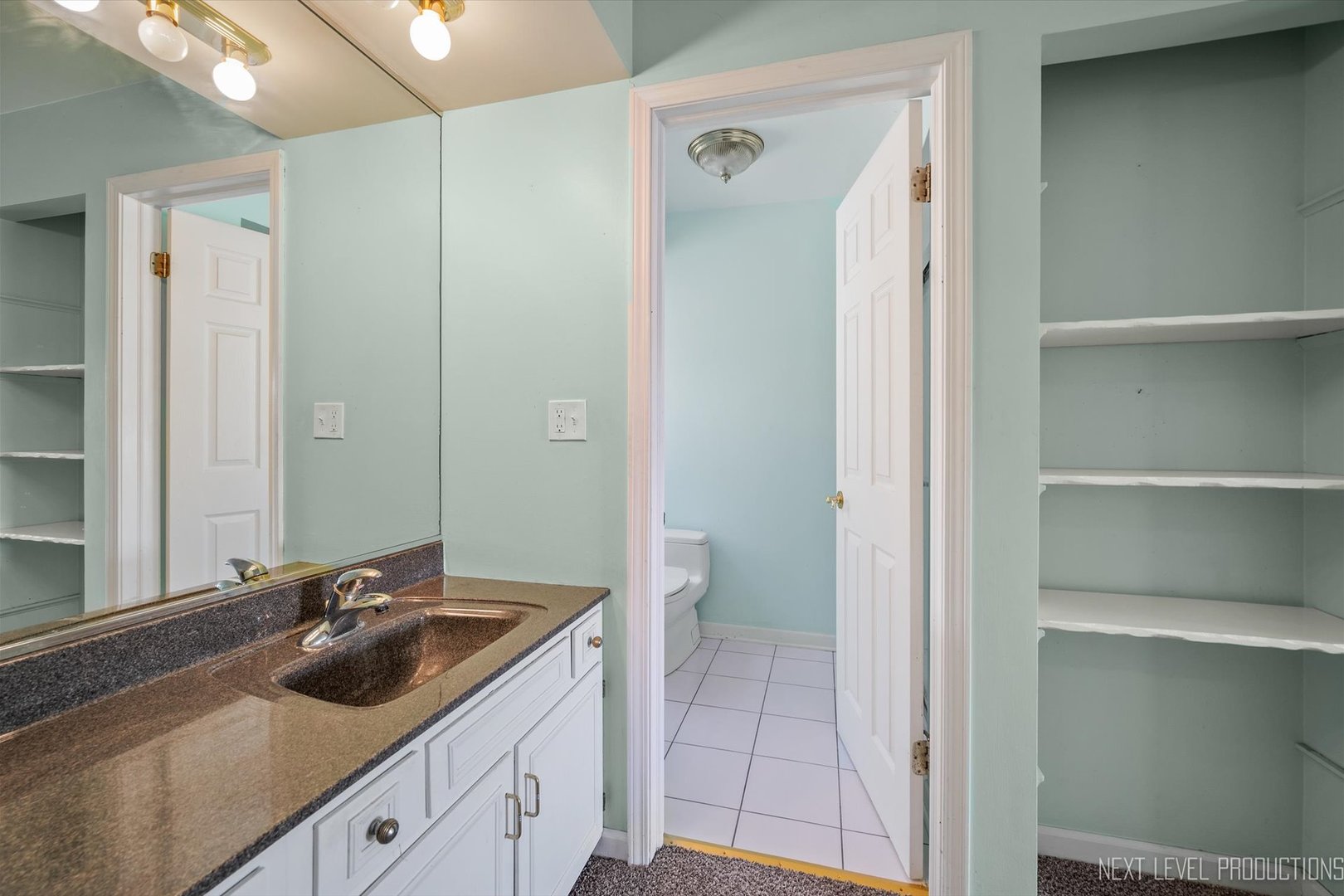 40W440 Winchester Way