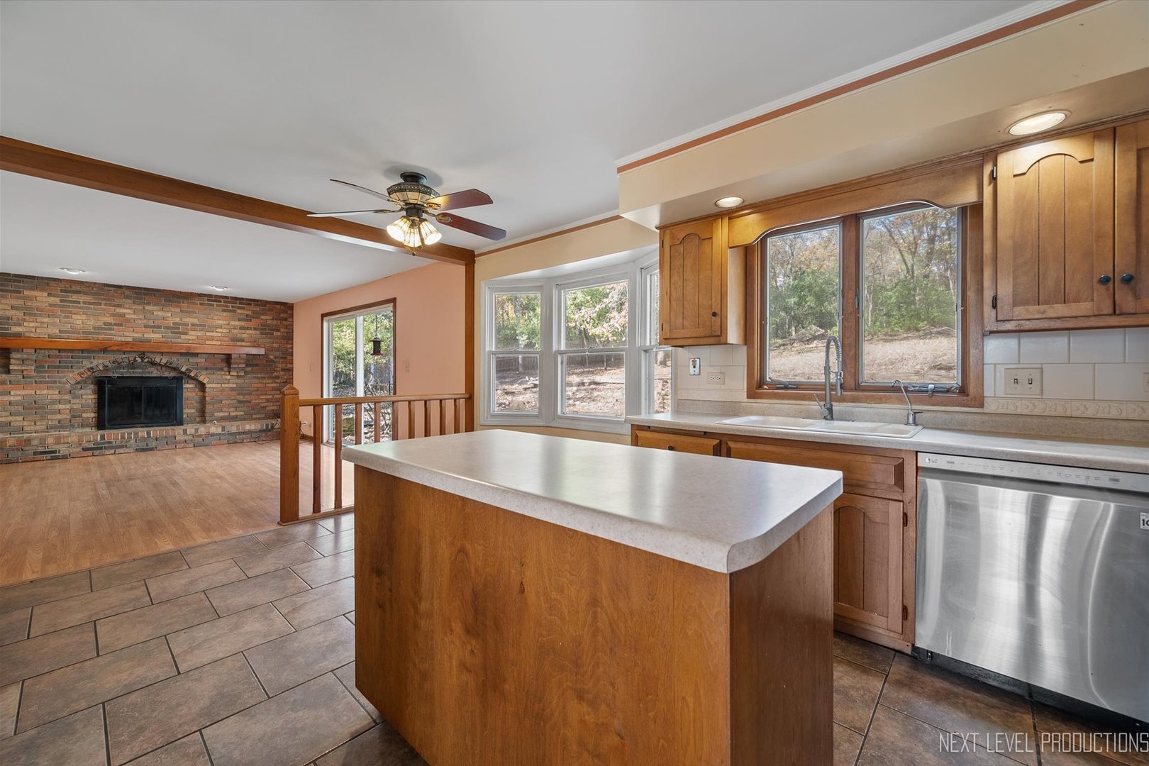 40W440 Winchester Way