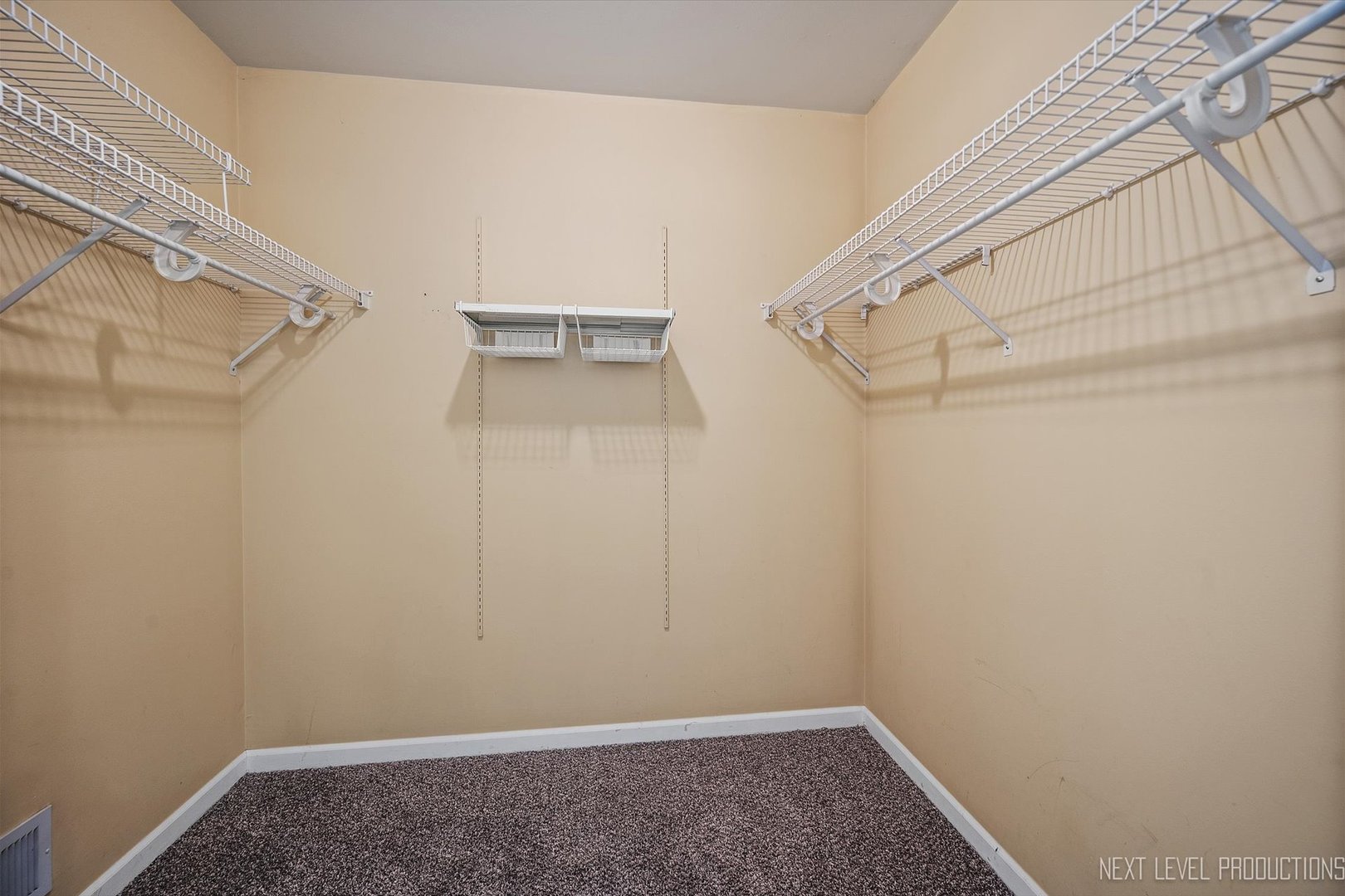 40W440 Winchester Way