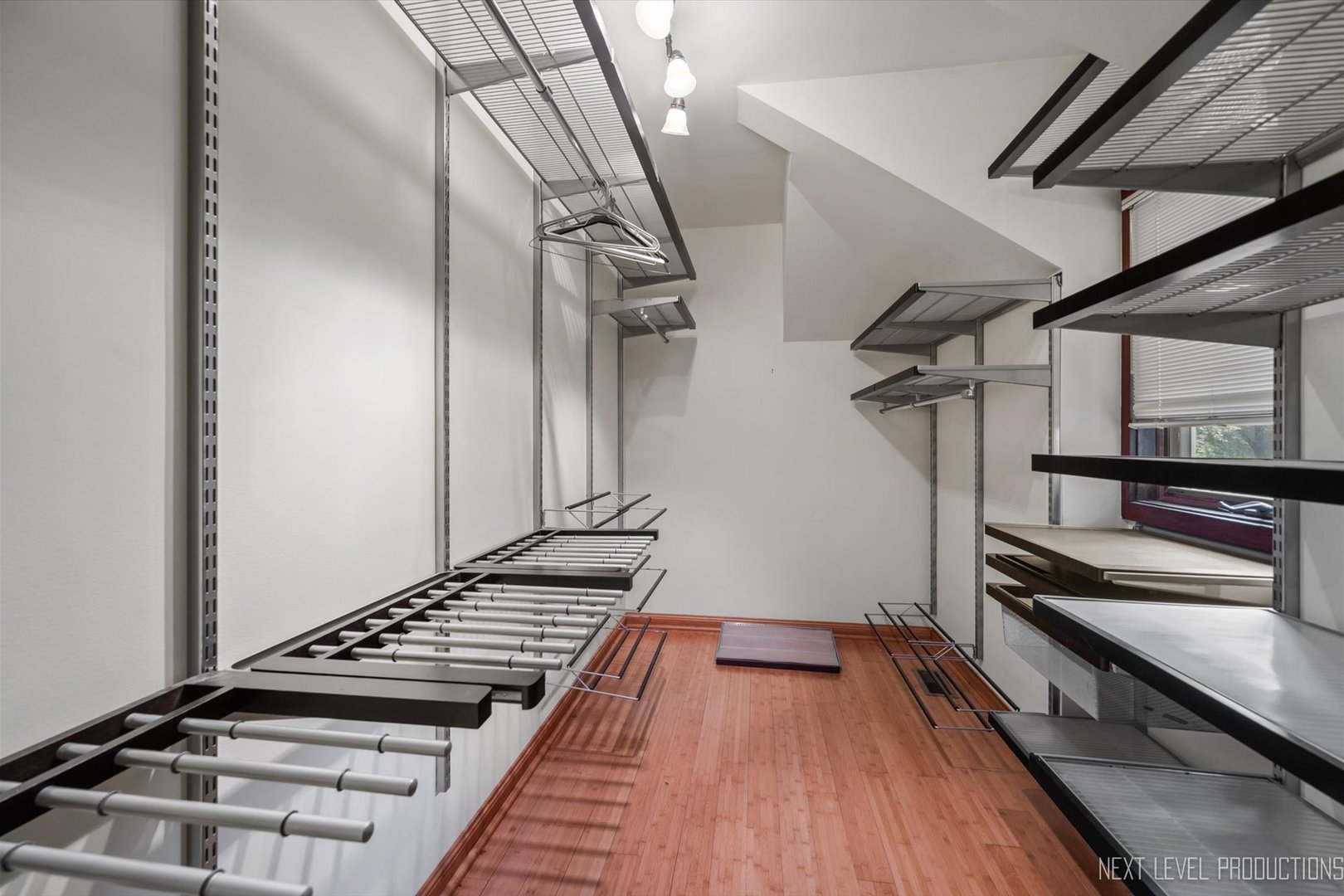 7N075 Hastings Drive