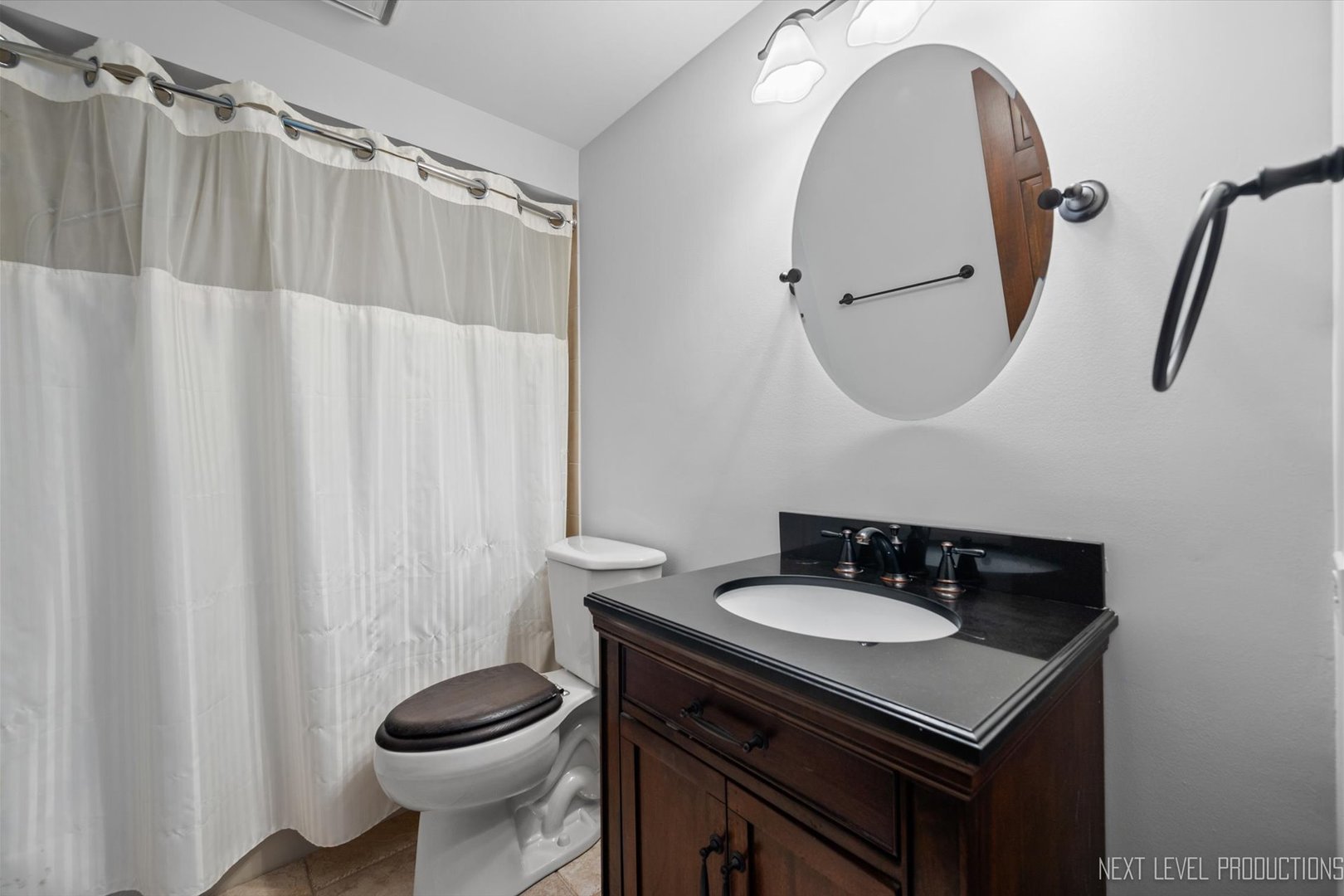 7N075 Hastings Drive