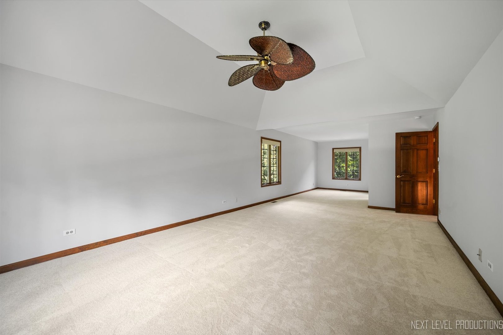 7N075 Hastings Drive