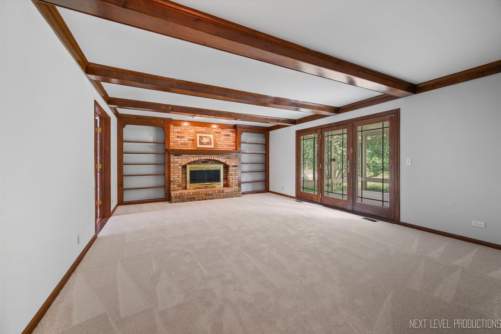 7N075 Hastings Drive