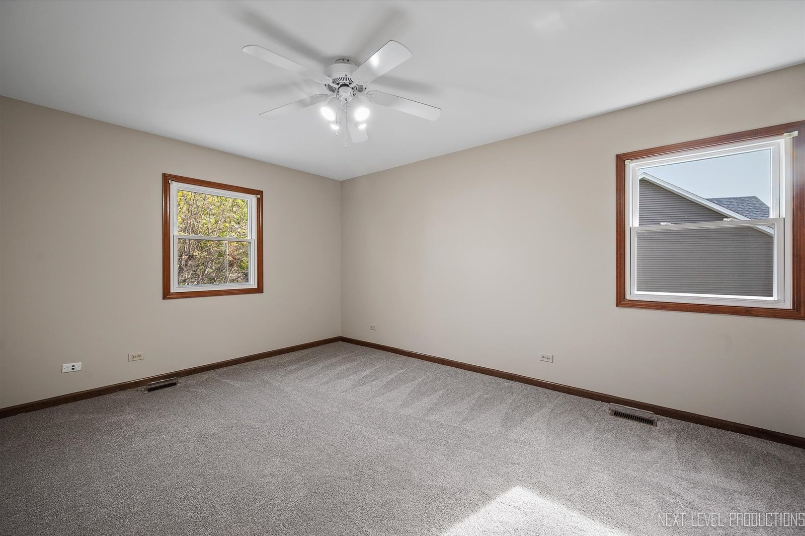 231 N Cambridge Drive