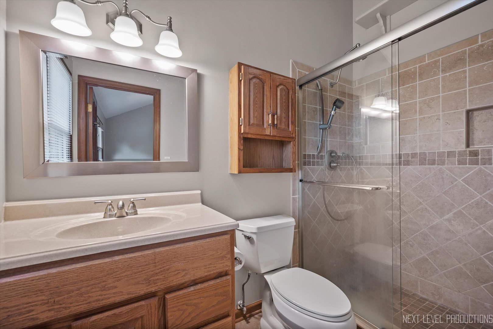 231 N Cambridge Drive