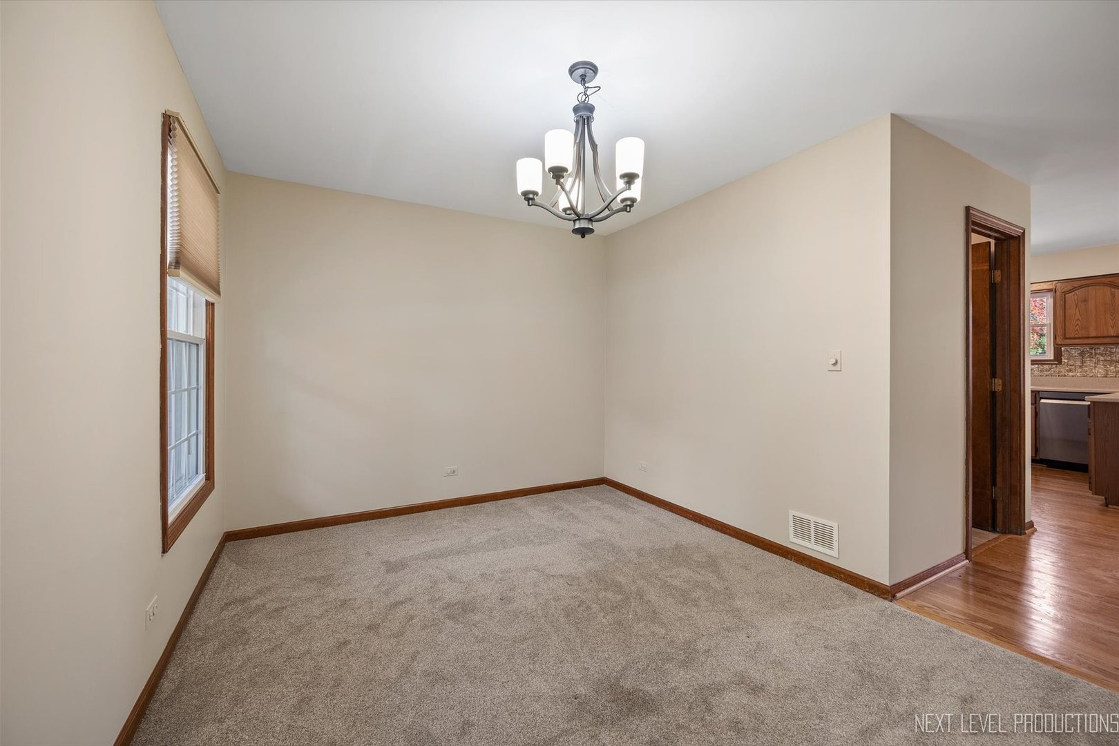 231 N Cambridge Drive