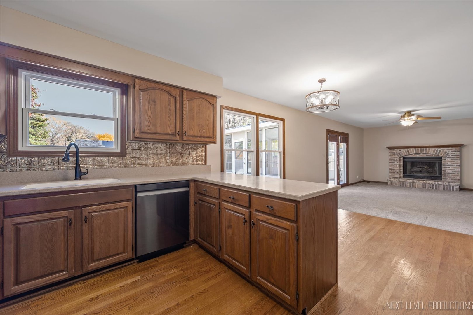 231 N Cambridge Drive