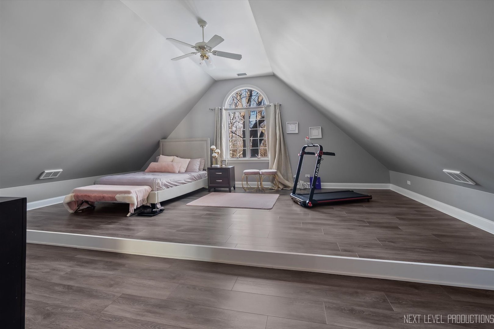 4206 Royal Fox Drive