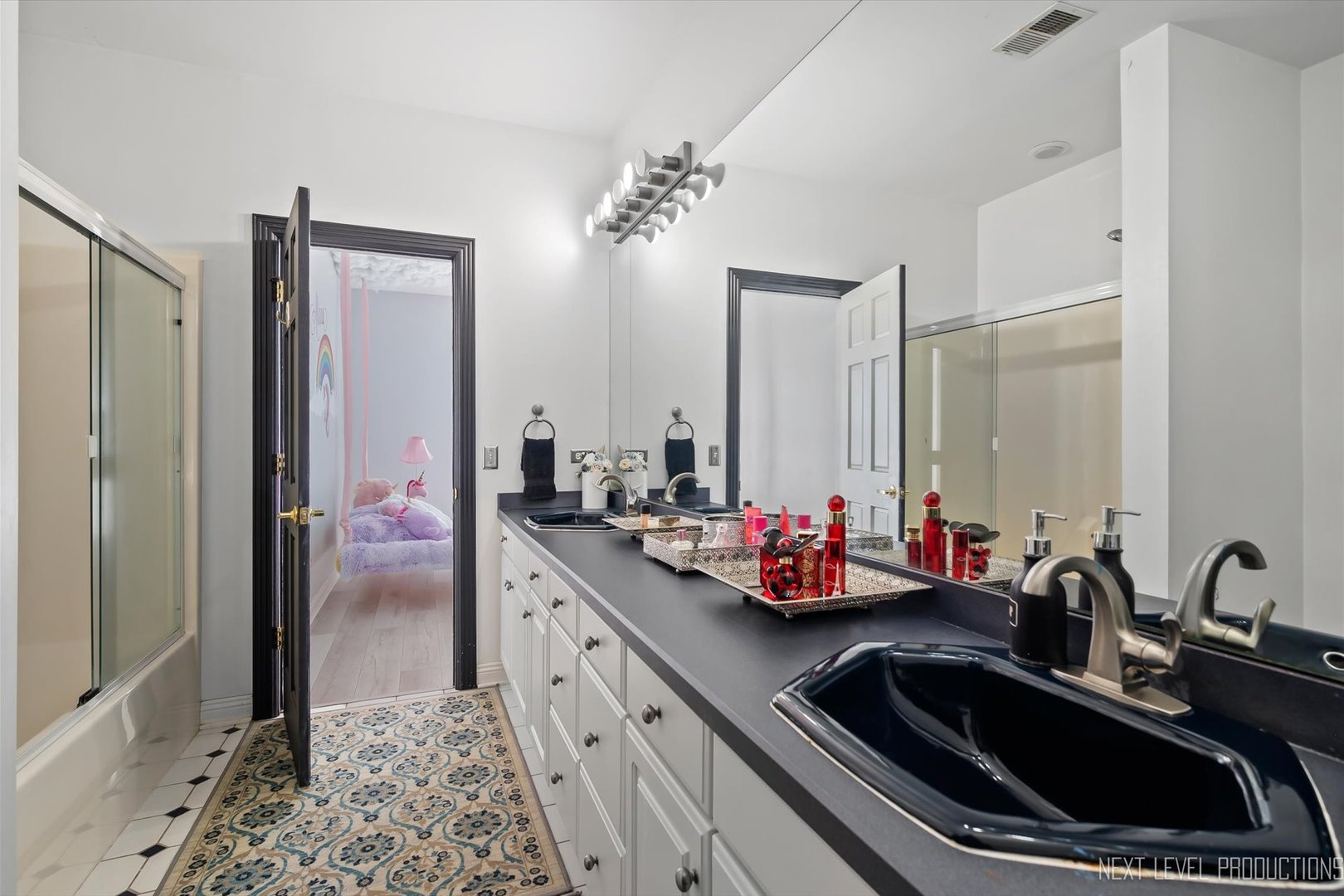 4206 Royal Fox Drive