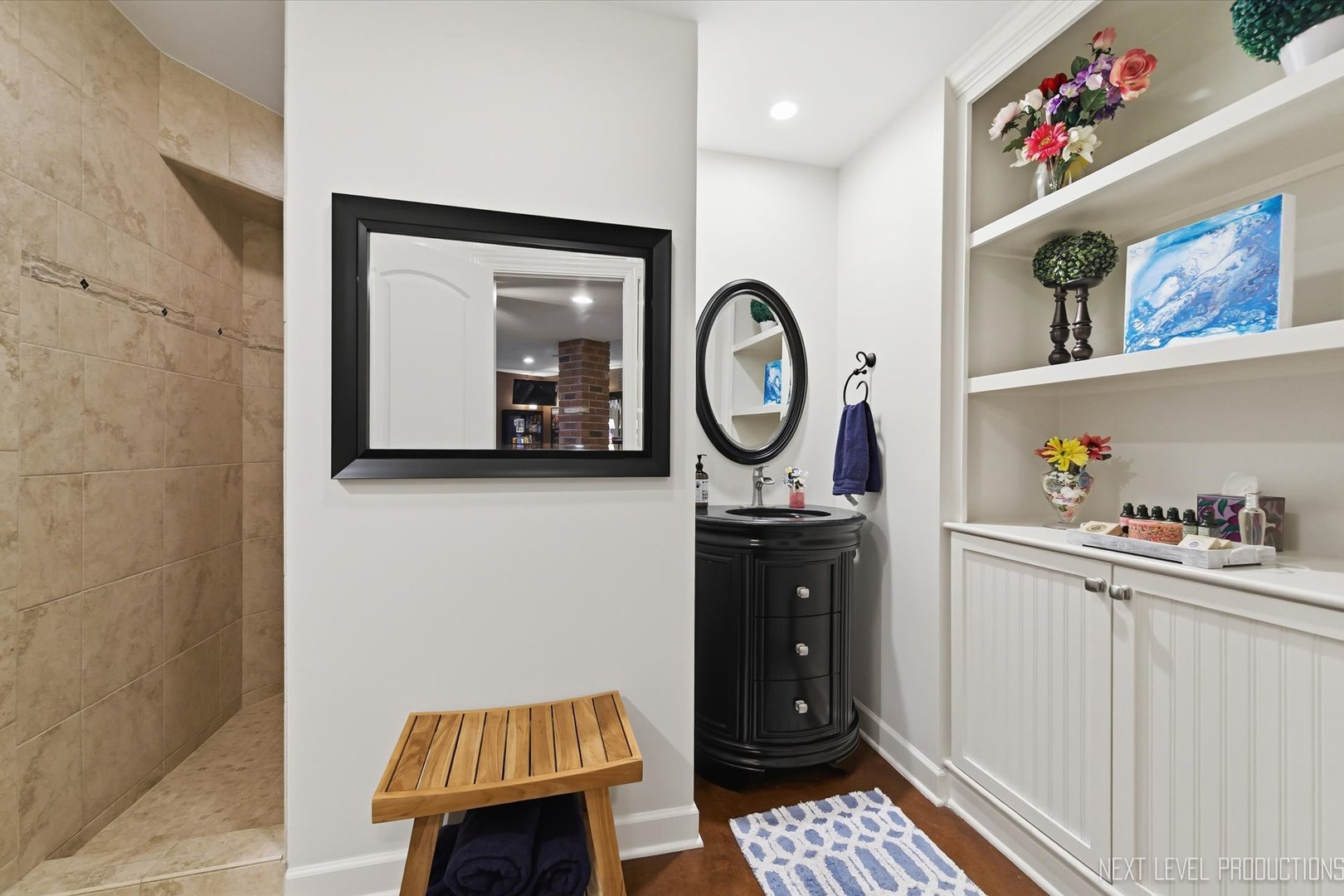 1933 Spring Valley Drive