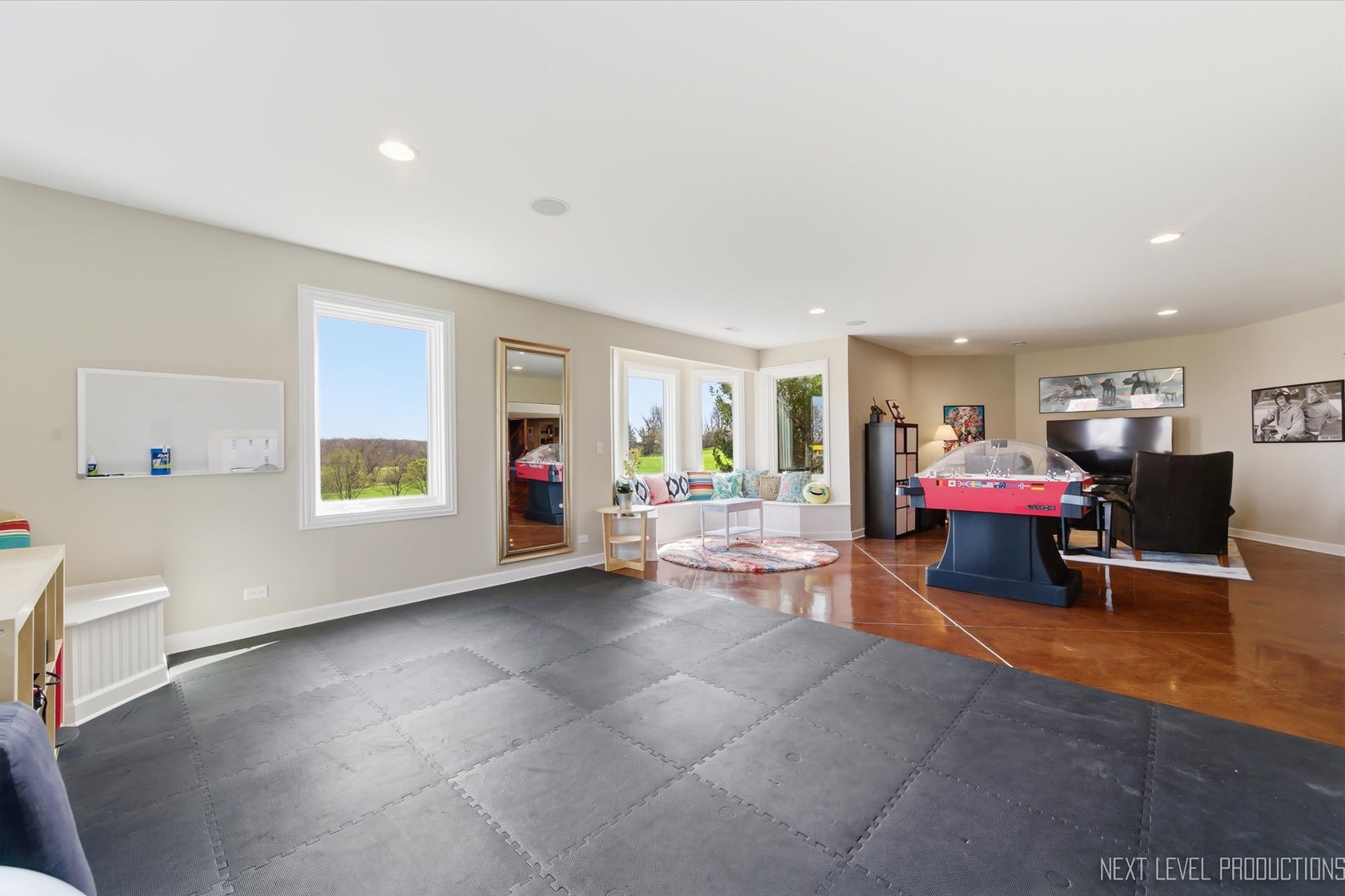 1933 Spring Valley Drive