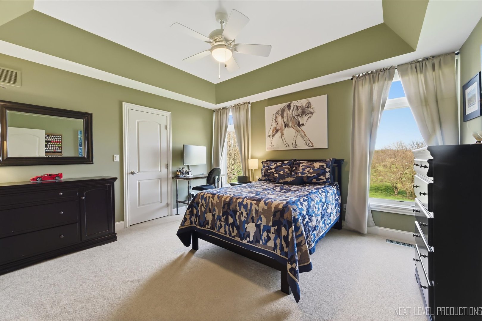 1933 Spring Valley Drive