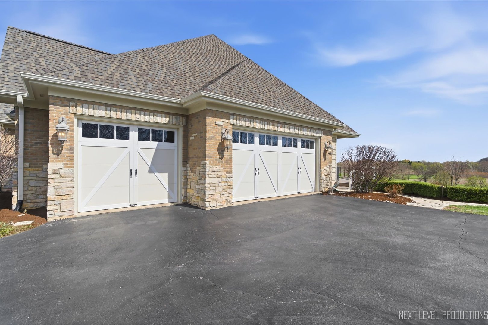 1933 Spring Valley Drive