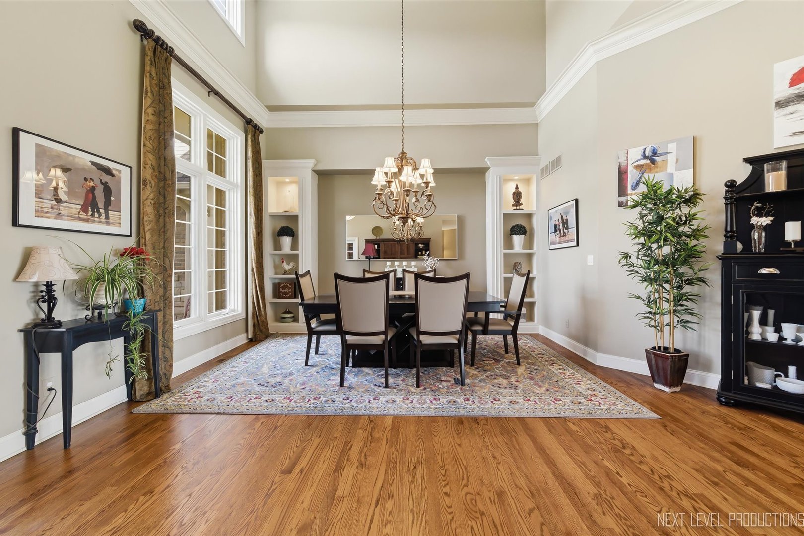 1933 Spring Valley Drive