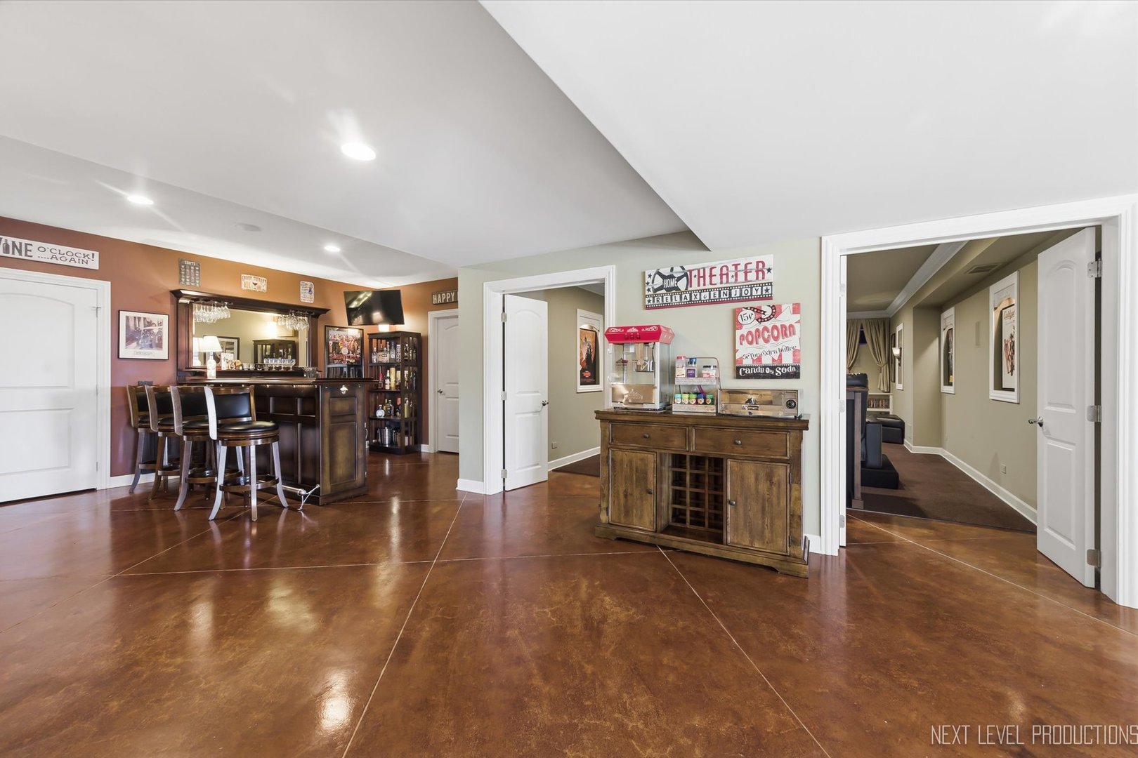 1933 Spring Valley Drive