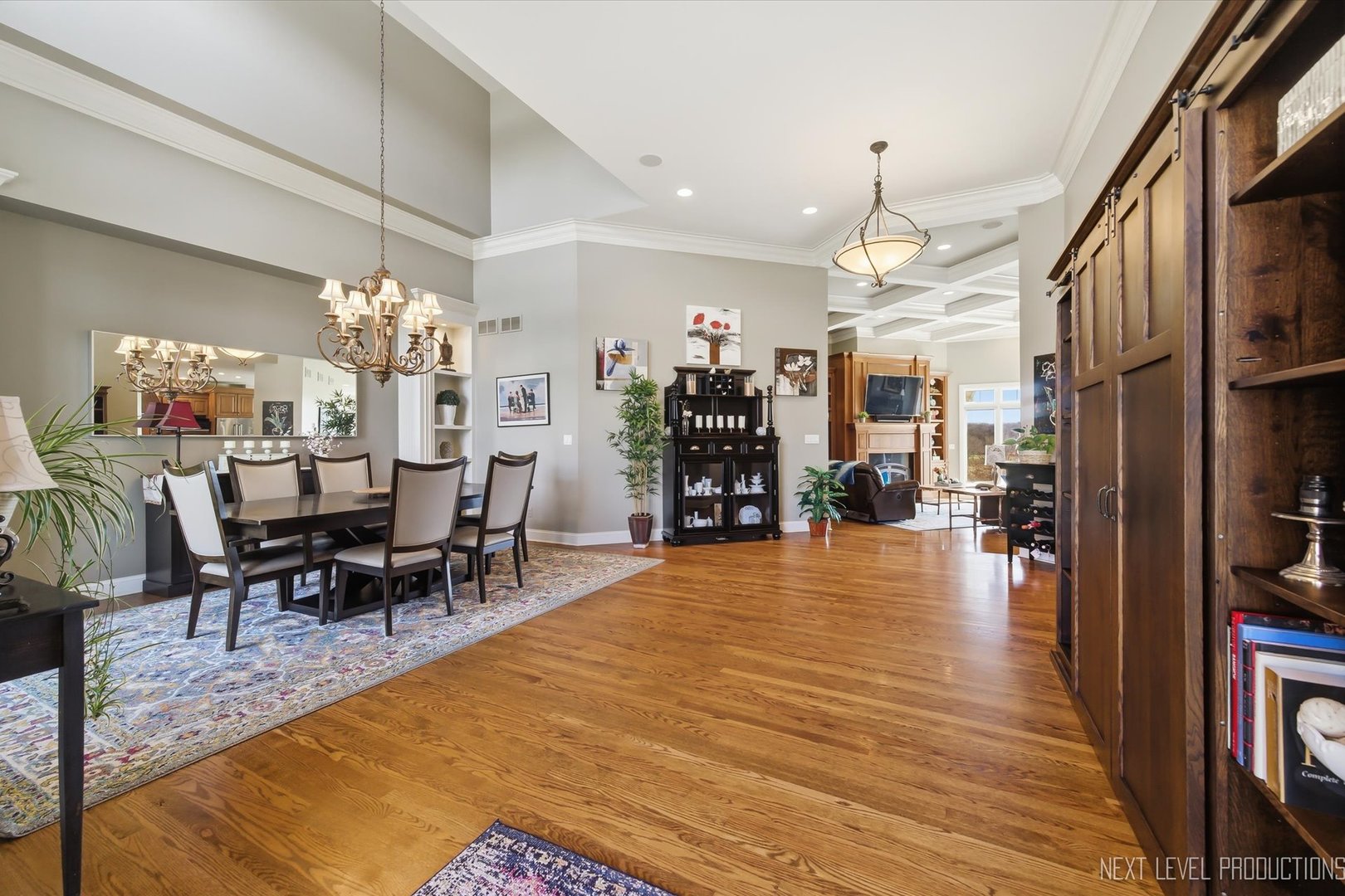 1933 Spring Valley Drive