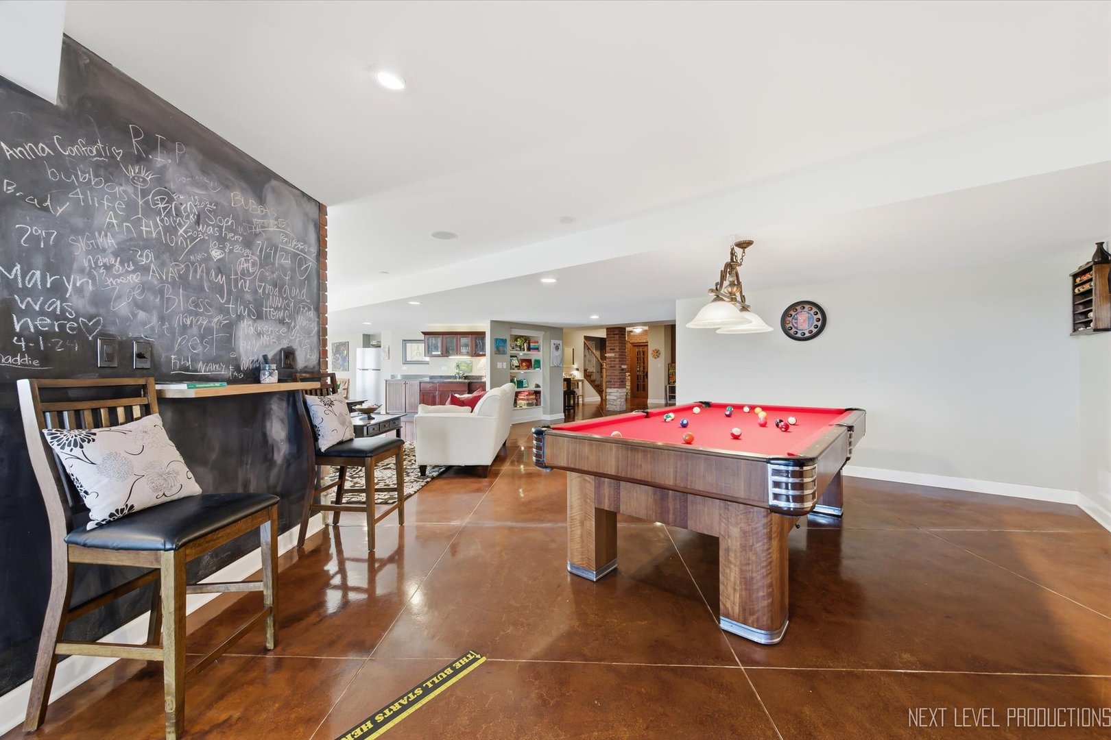 1933 Spring Valley Drive