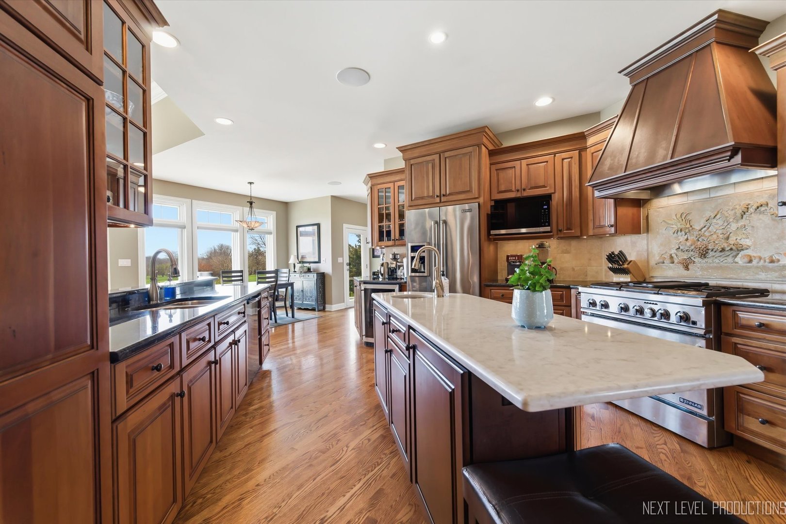 1933 Spring Valley Drive