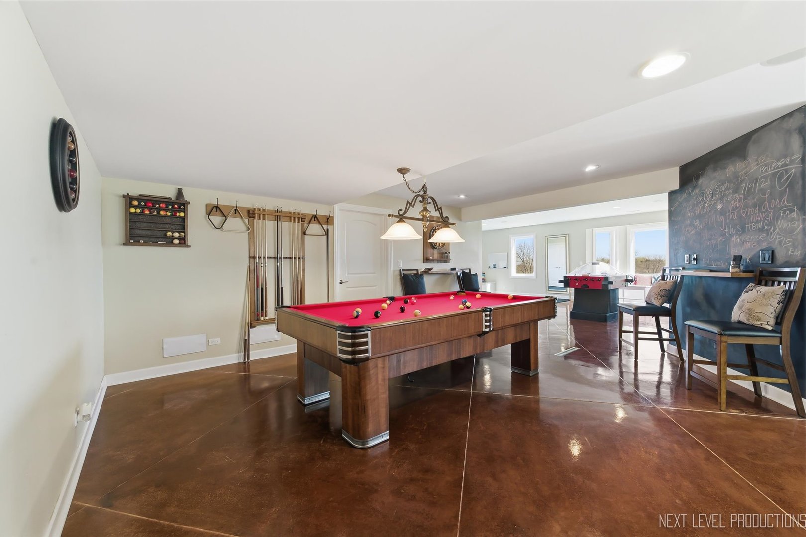 1933 Spring Valley Drive