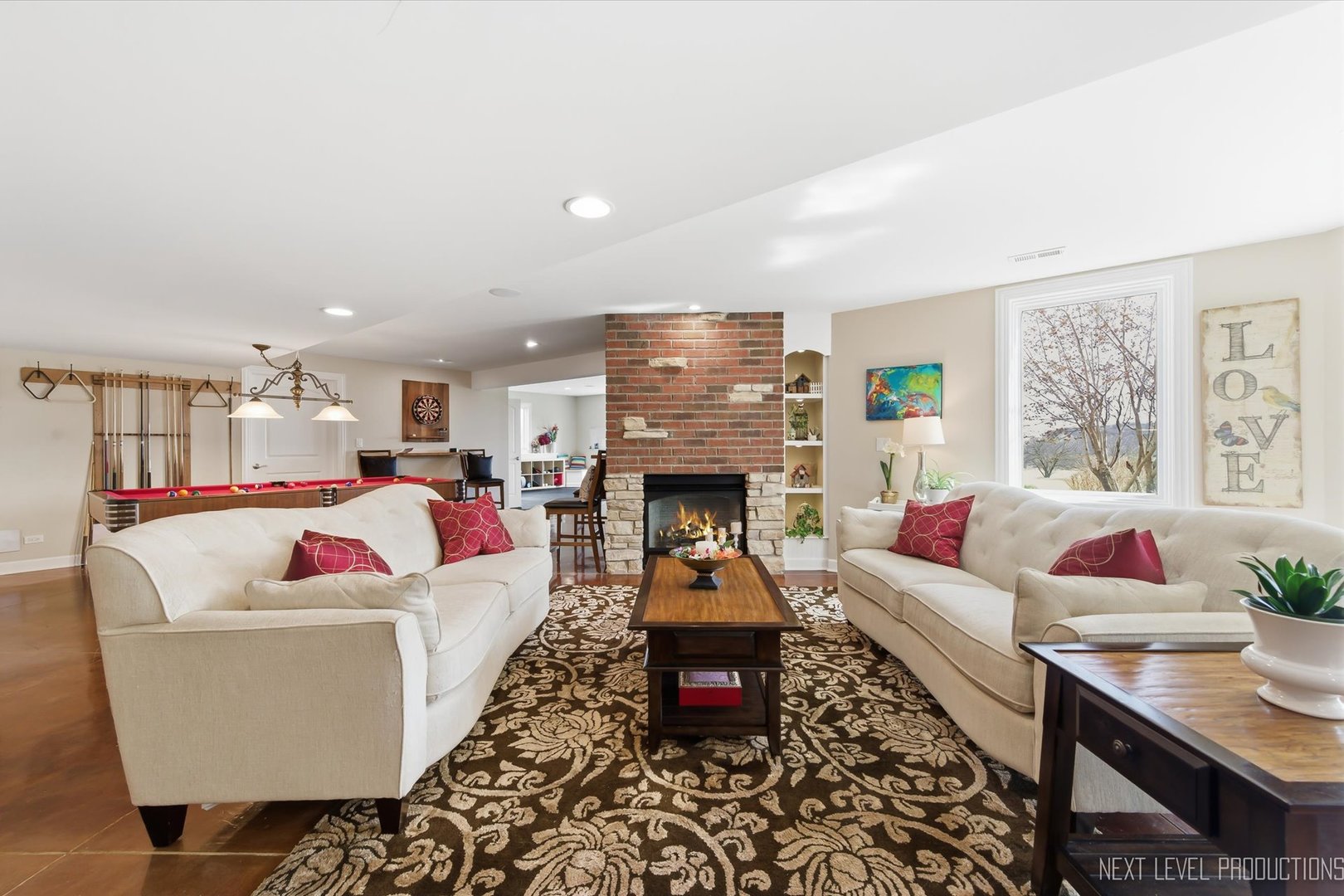 1933 Spring Valley Drive