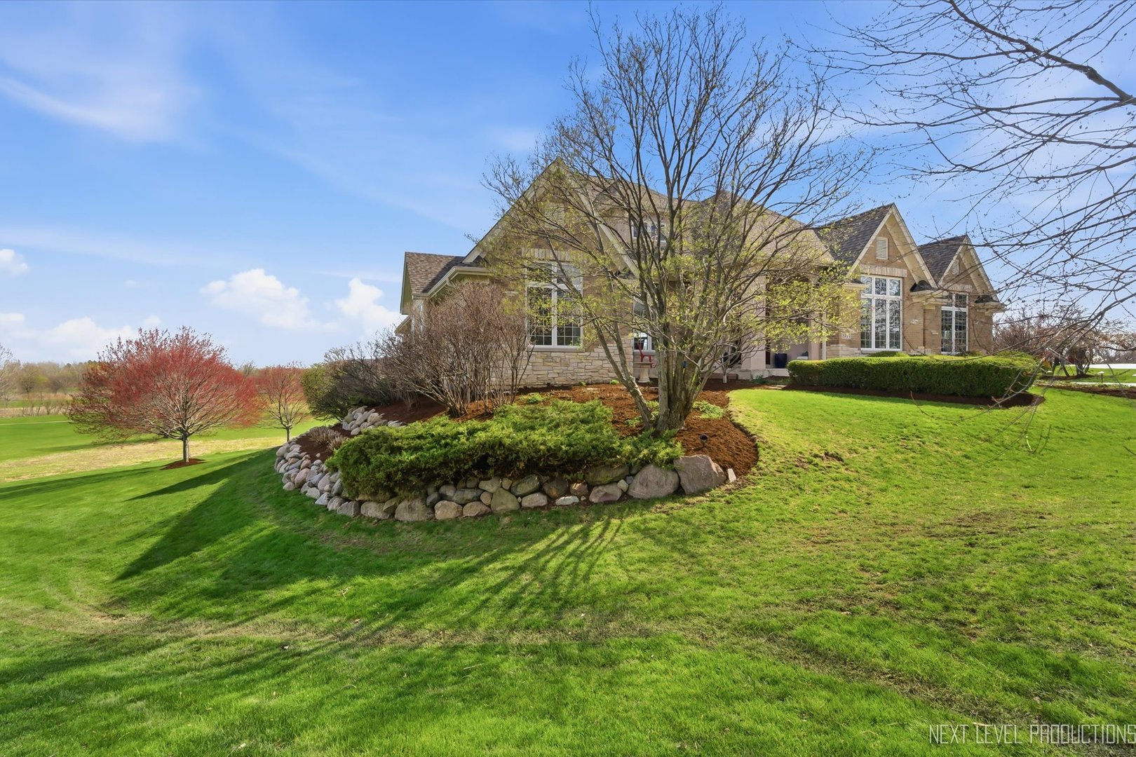 1933 Spring Valley Drive