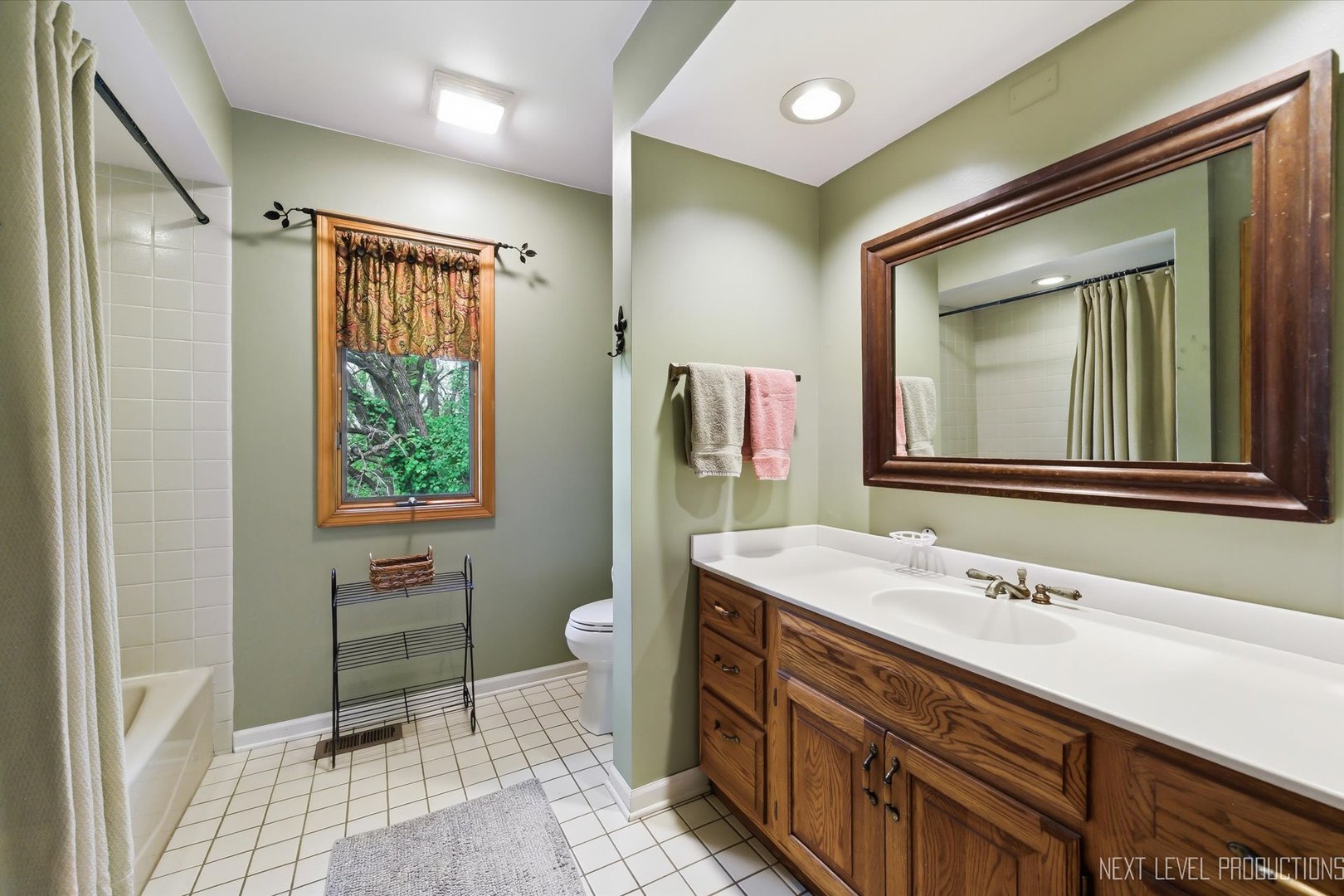 39W795 Reindeer Trail
