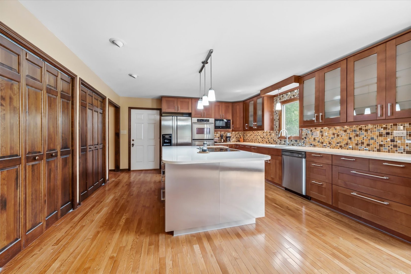 39W261 Hemlock Drive