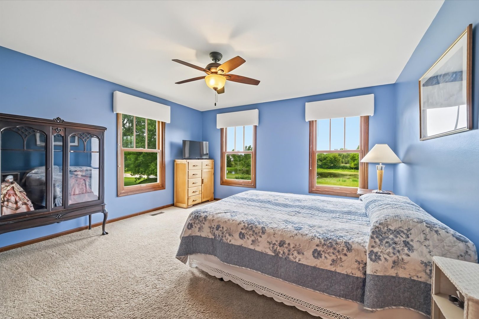 39W261 Hemlock Drive