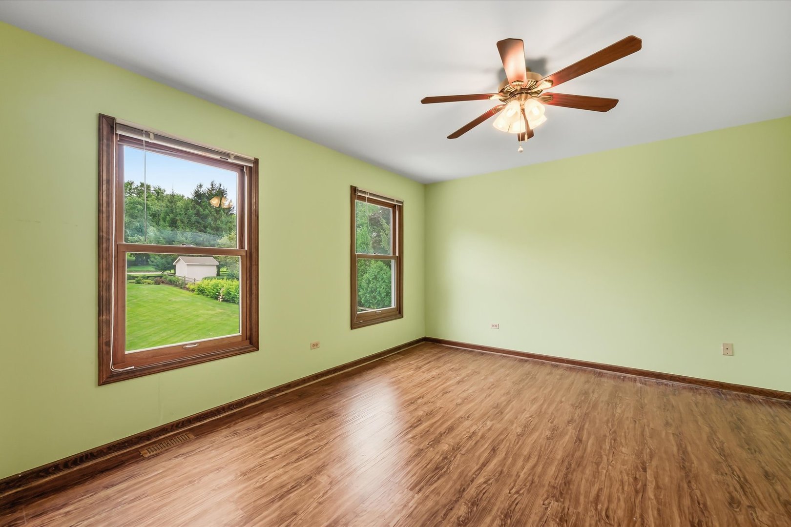 39W261 Hemlock Drive