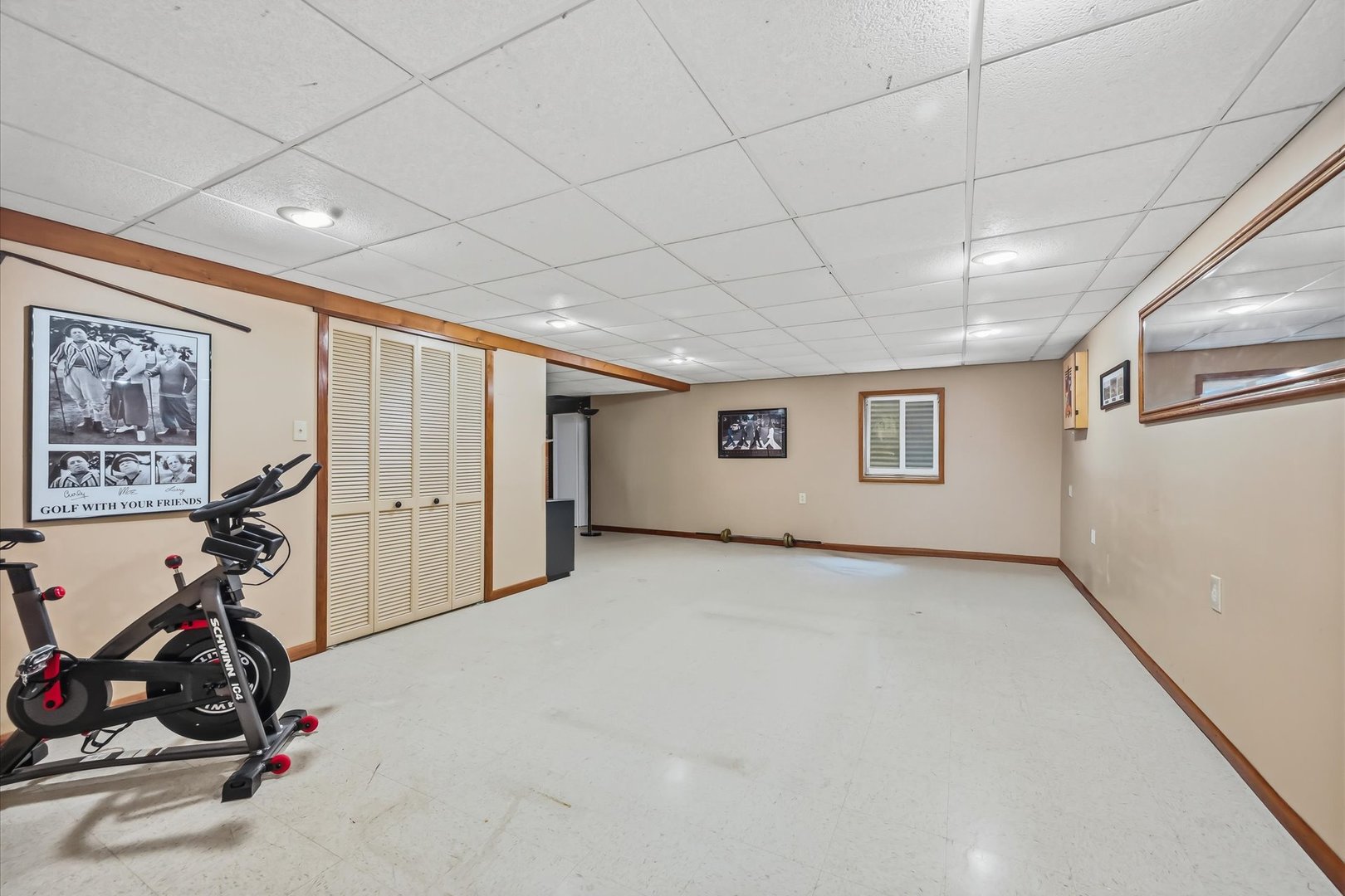 39W261 Hemlock Drive