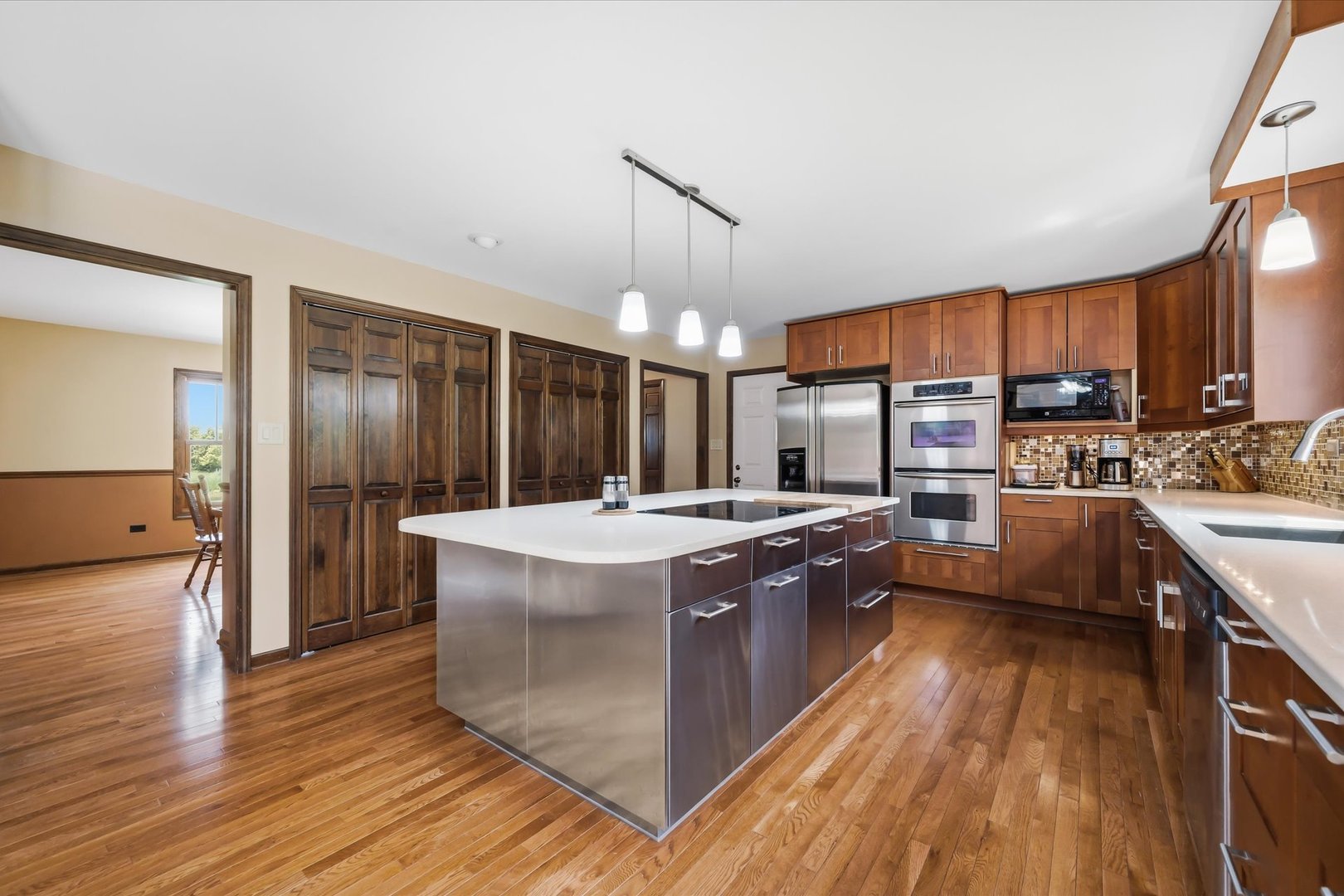 39W261 Hemlock Drive