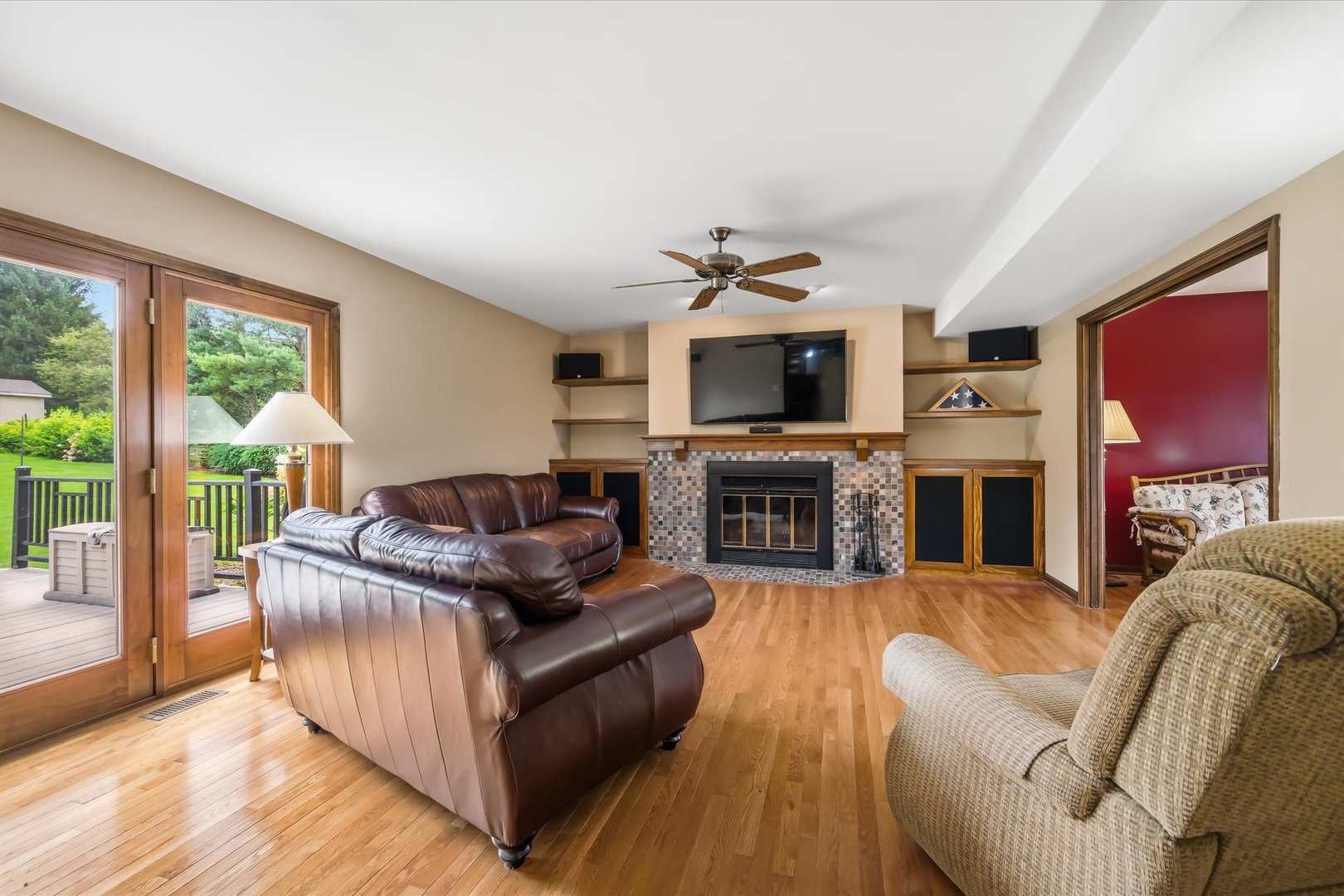 39W261 Hemlock Drive