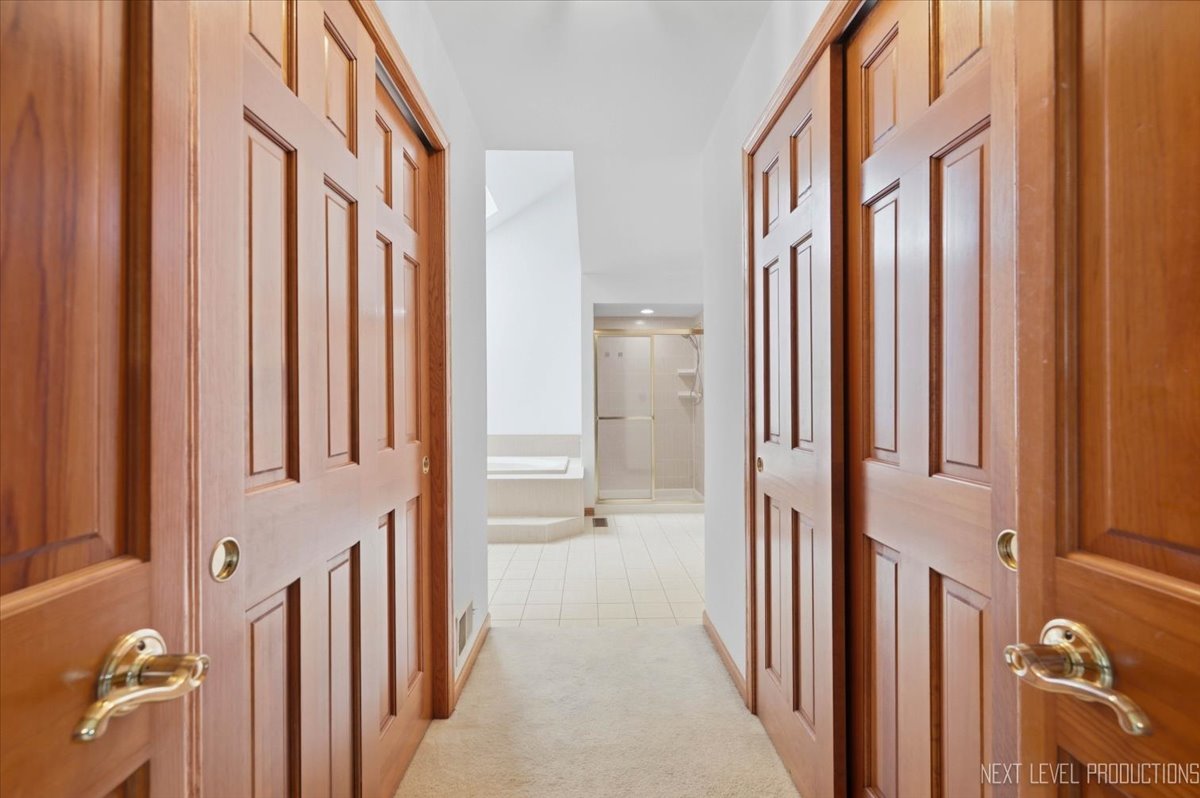 1002 Thoroughbred Circle