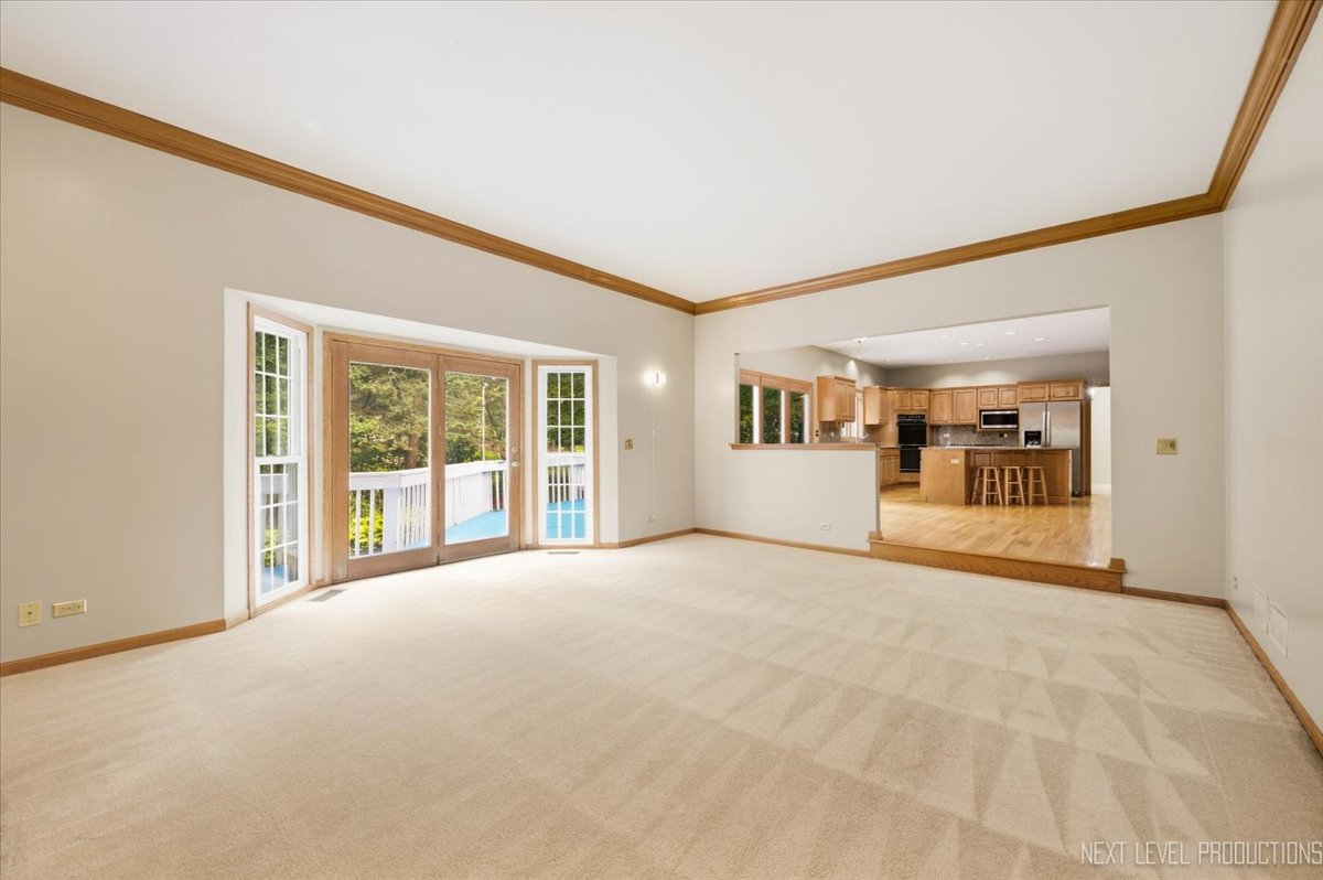 1002 Thoroughbred Circle
