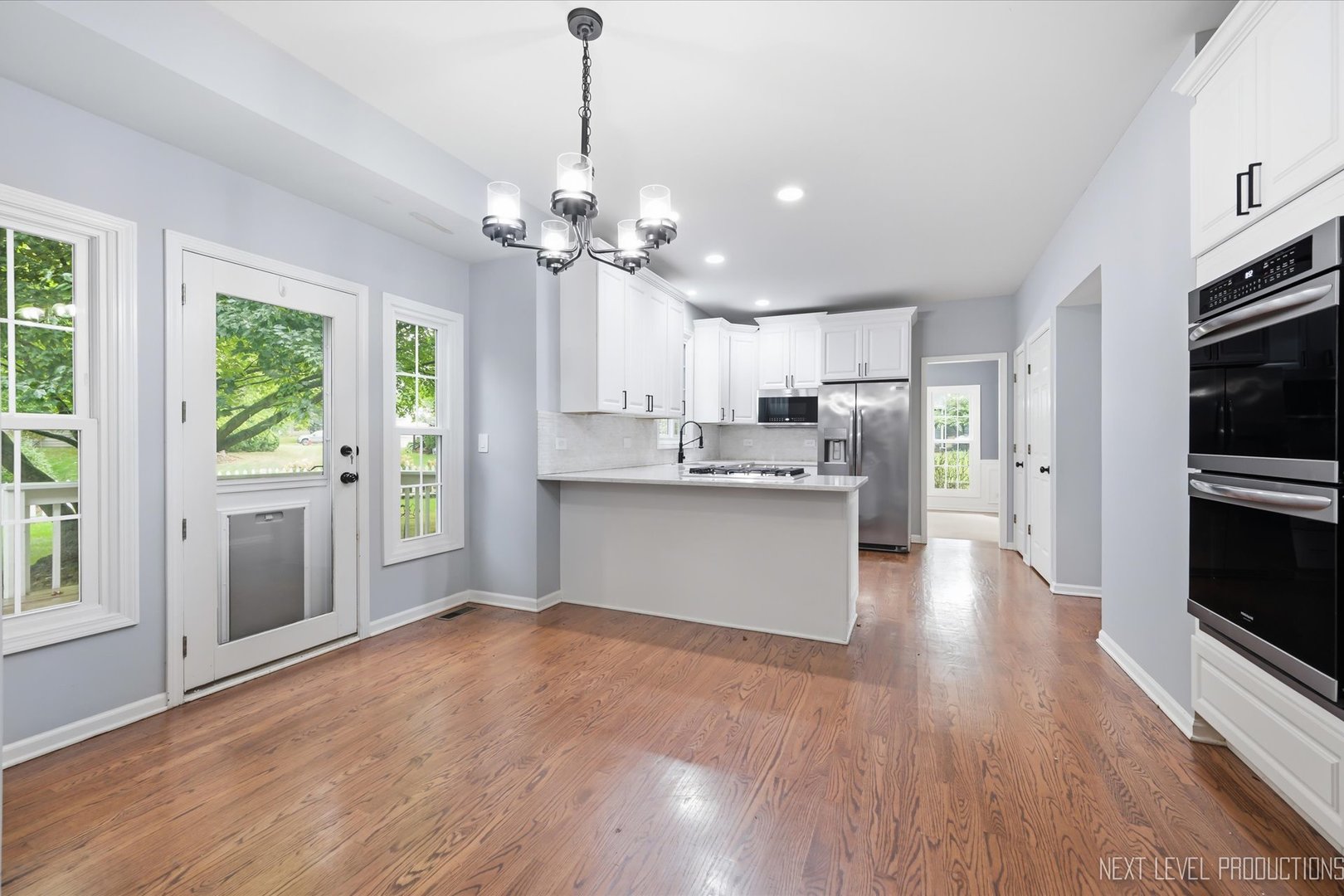 39W832 Carl Sandburg Road