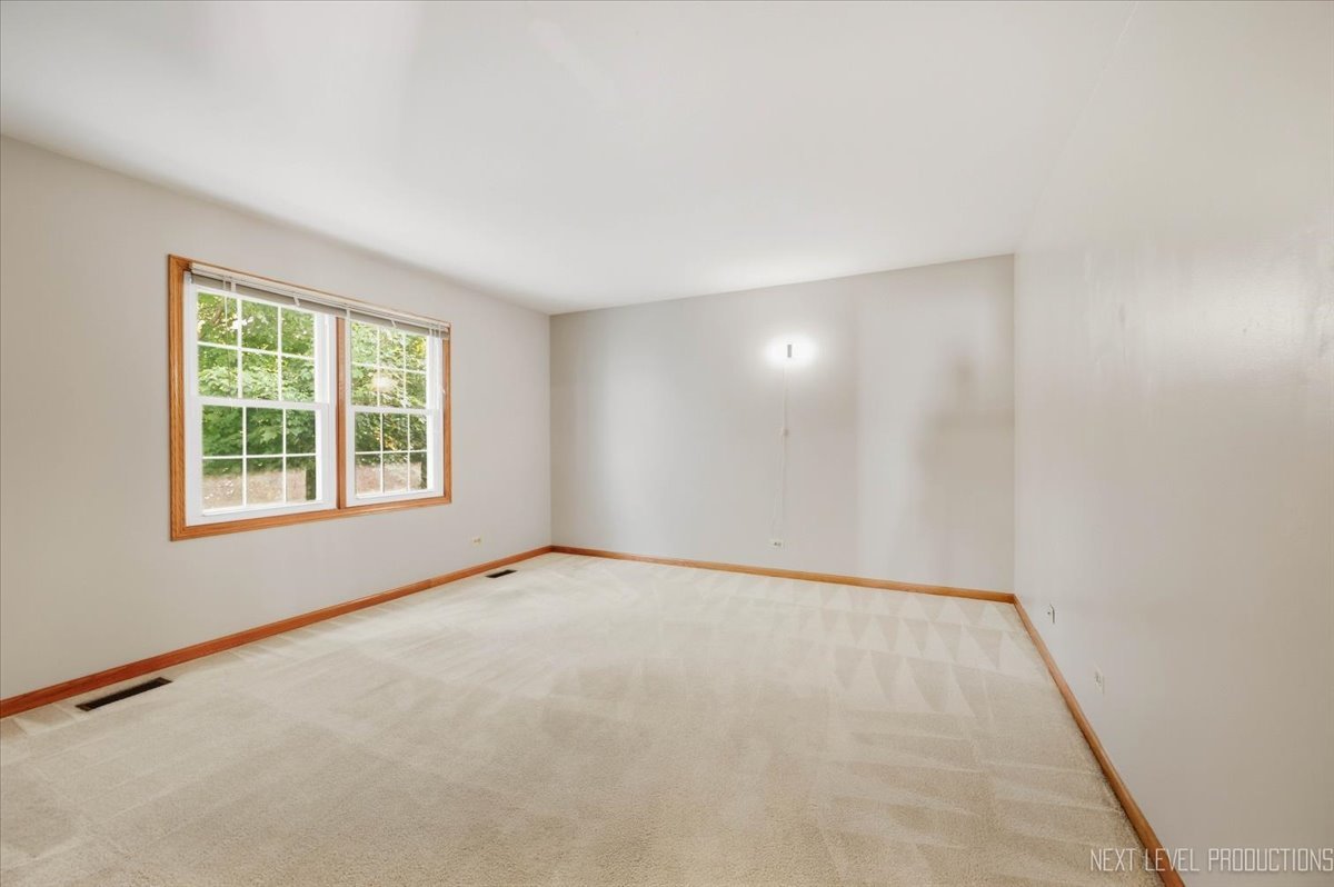 1002 Thoroughbred Circle