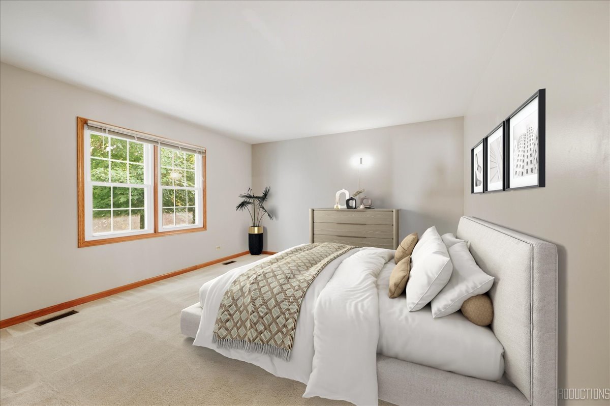 1002 Thoroughbred Circle