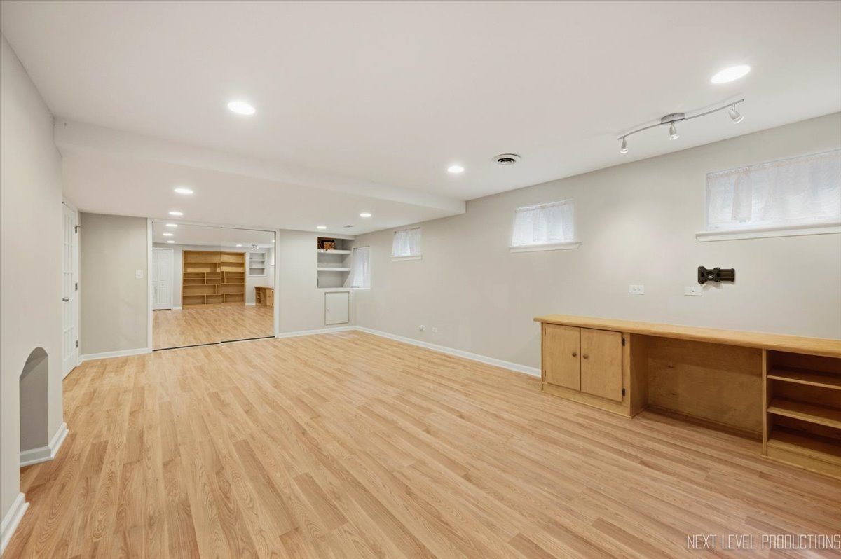 1002 Thoroughbred Circle