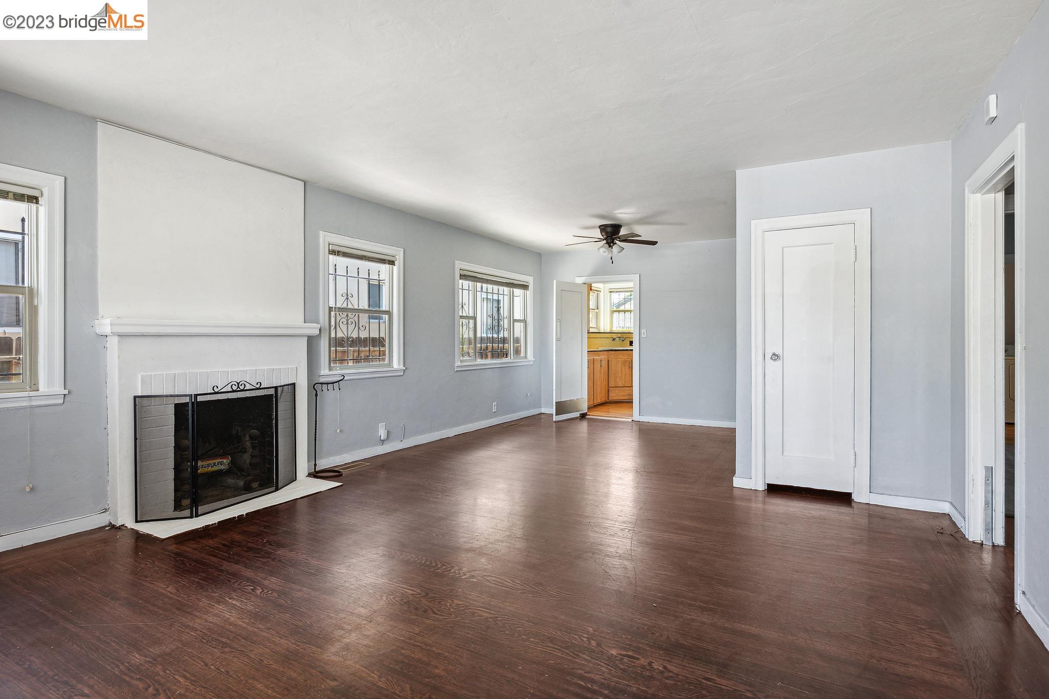 2768 Parker Ave