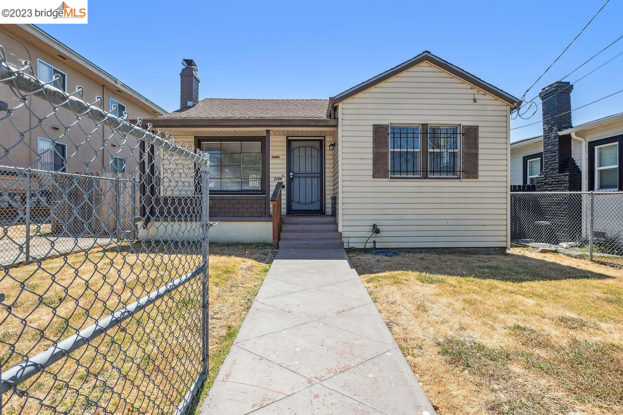 2768 Parker Ave