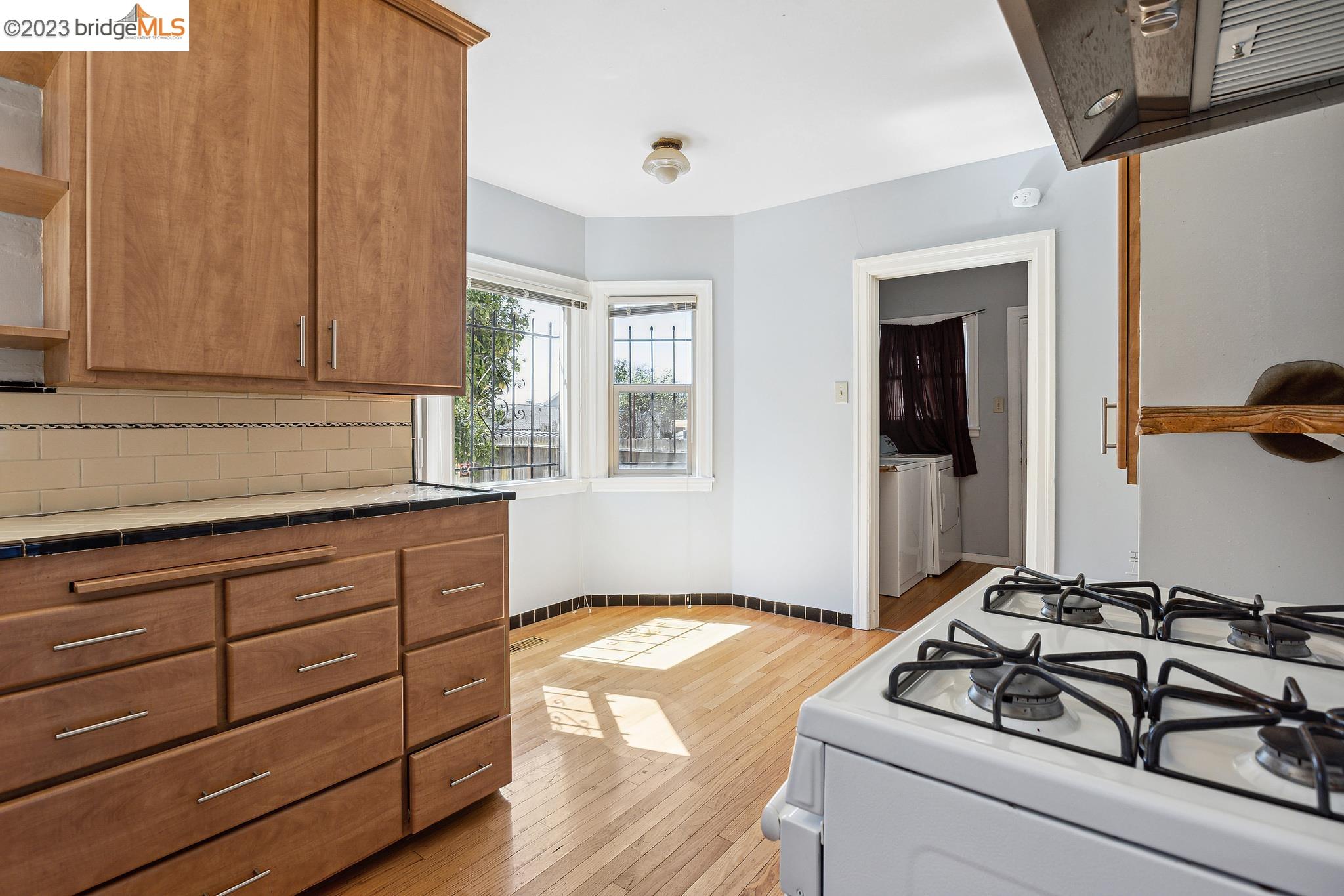 2768 Parker Ave