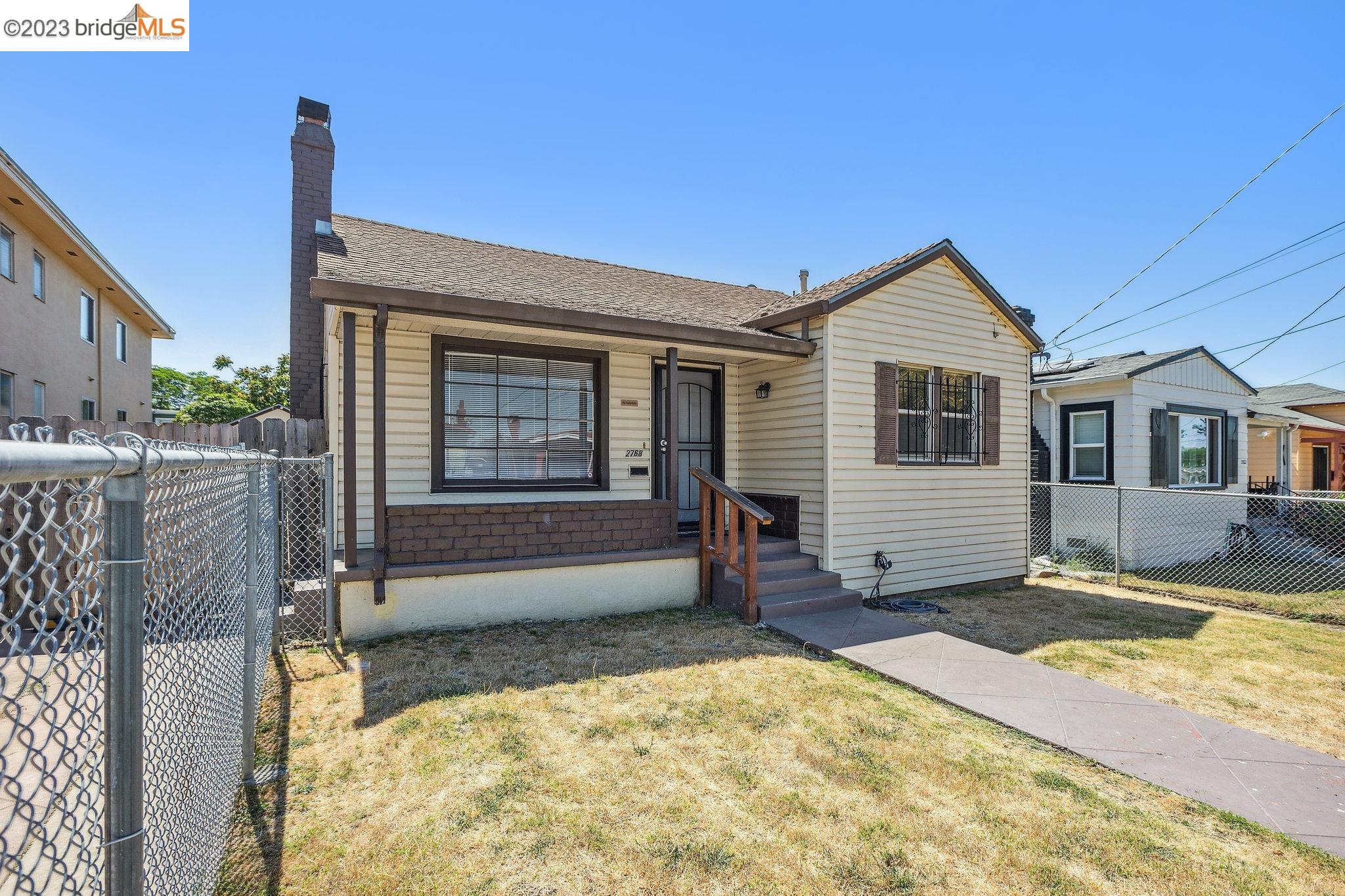 2768 Parker Ave