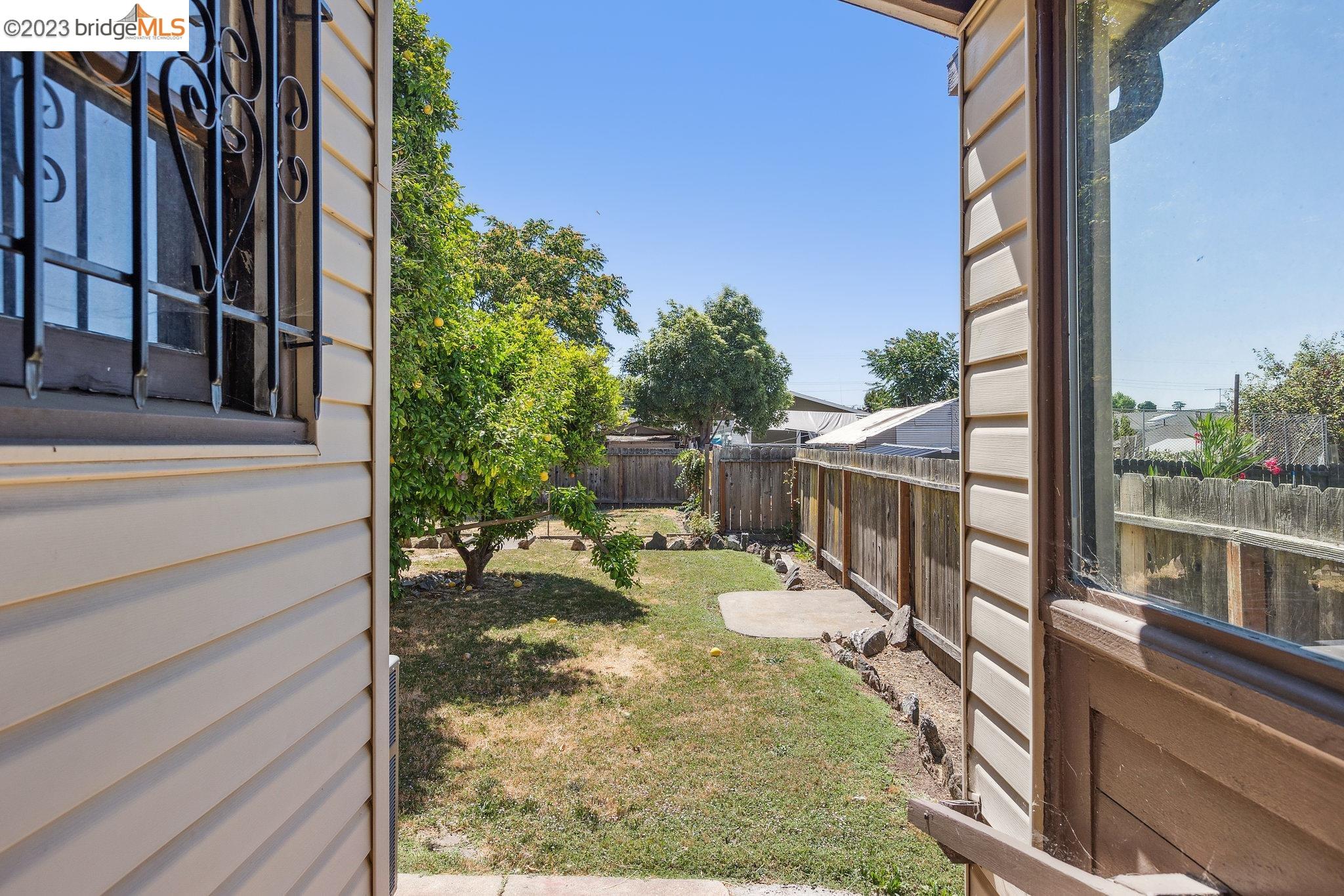 2768 Parker Ave