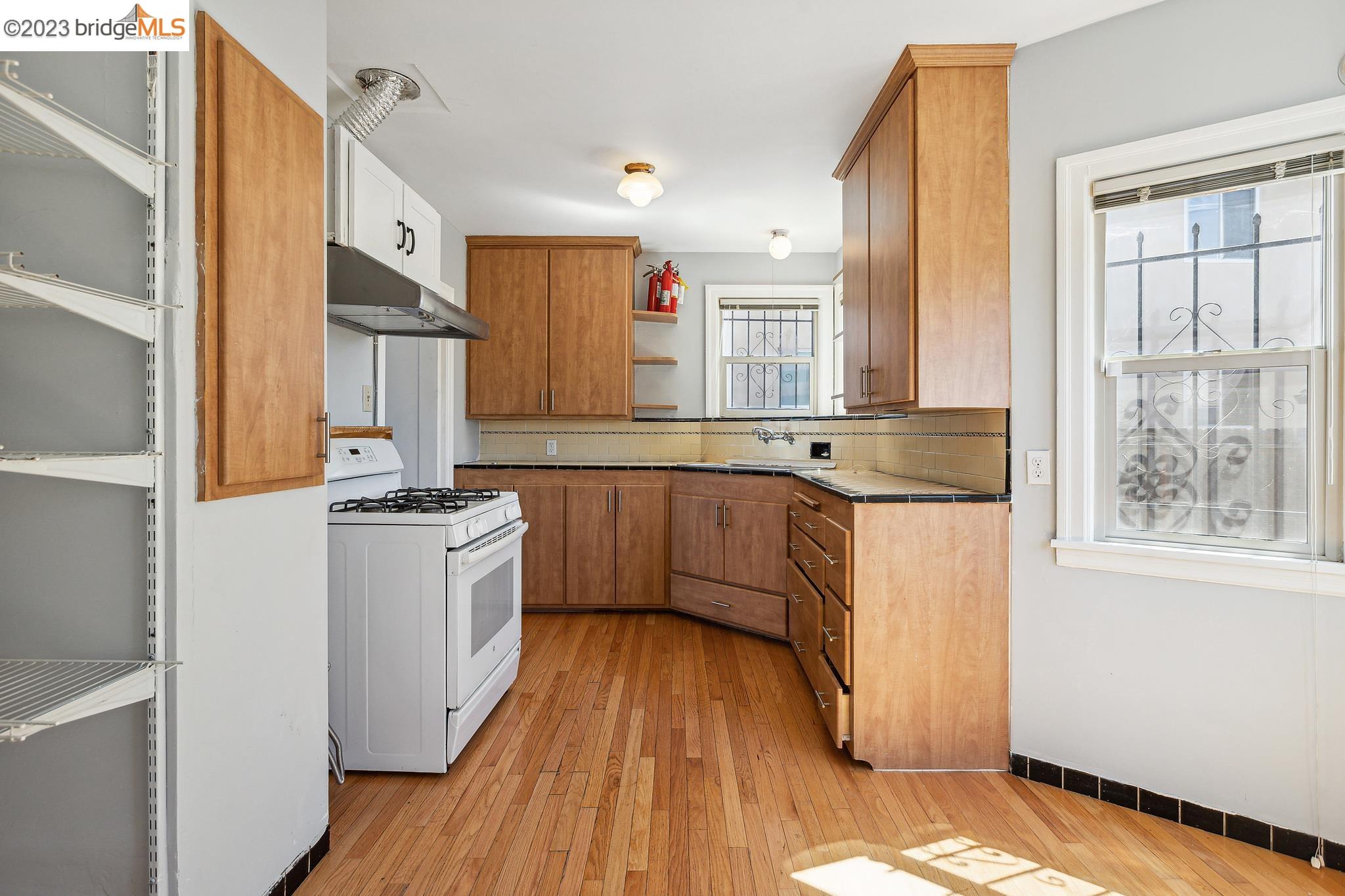 2768 Parker Ave