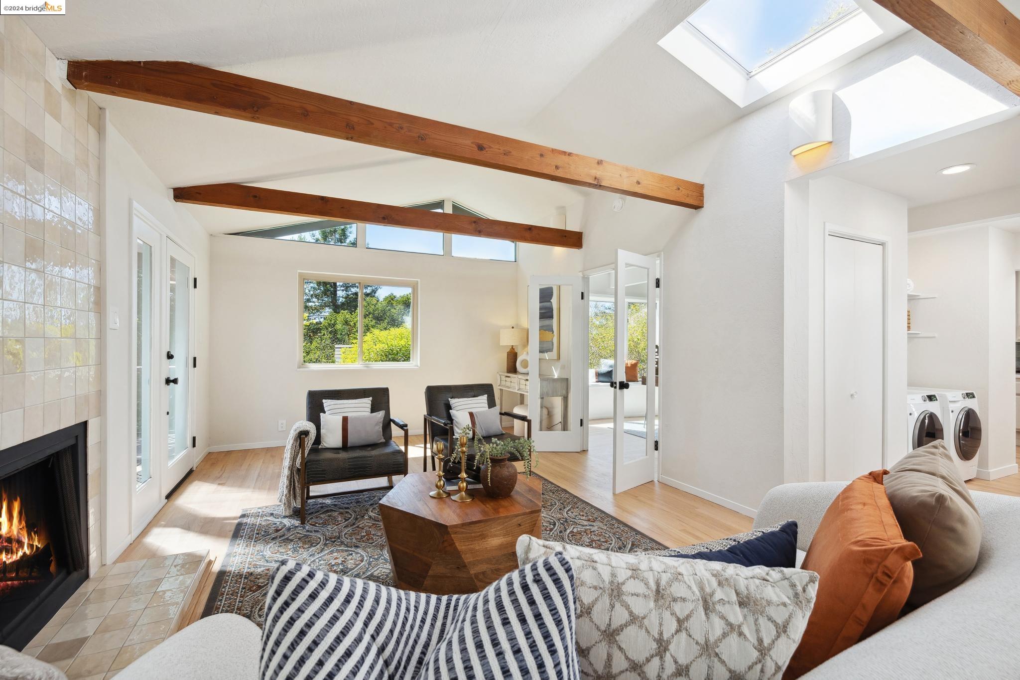 5783 Florence Ter